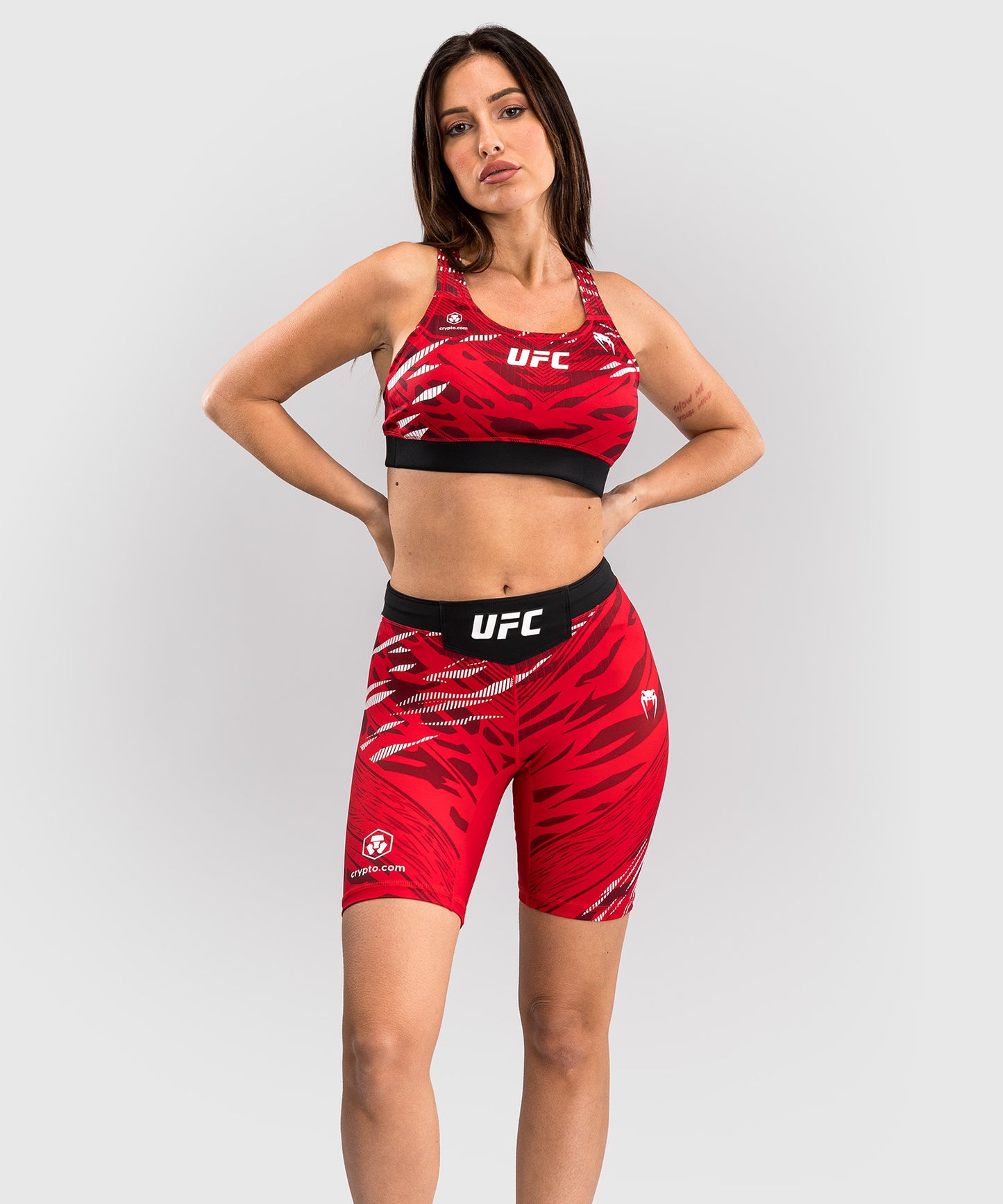 UFC Fusion by Venum Authentic Fight Night Damen Vale Tudo Short - Long Fit - Rot