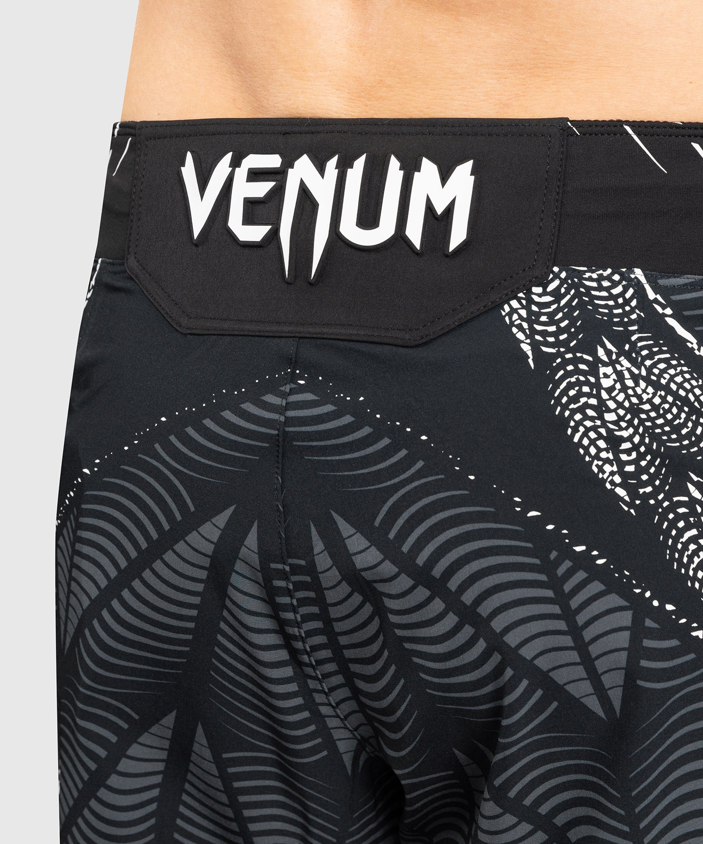 UFC Zenith by Venum Authentic Fight Night Kurze Passform Fight Short Herren - Schwarz