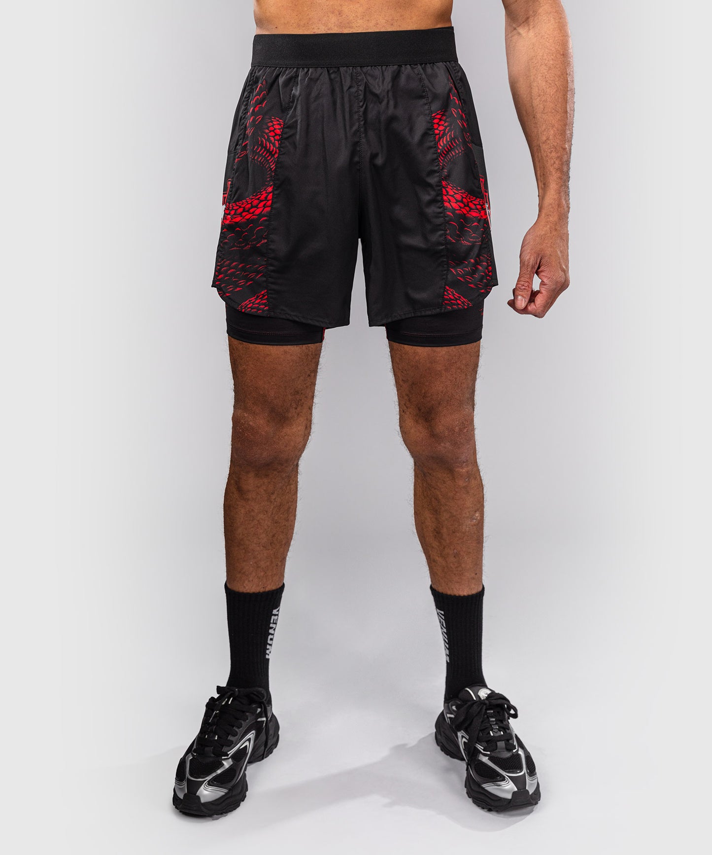 Venum Matupa Trainingsshorts - Schwarz/Rot/Silber