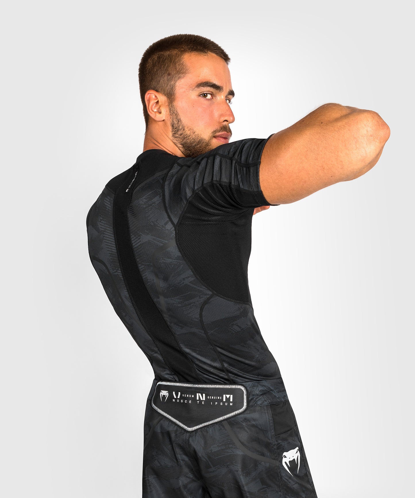 Venum Electron 3.0 Rashguard - Short Sleeves - Black