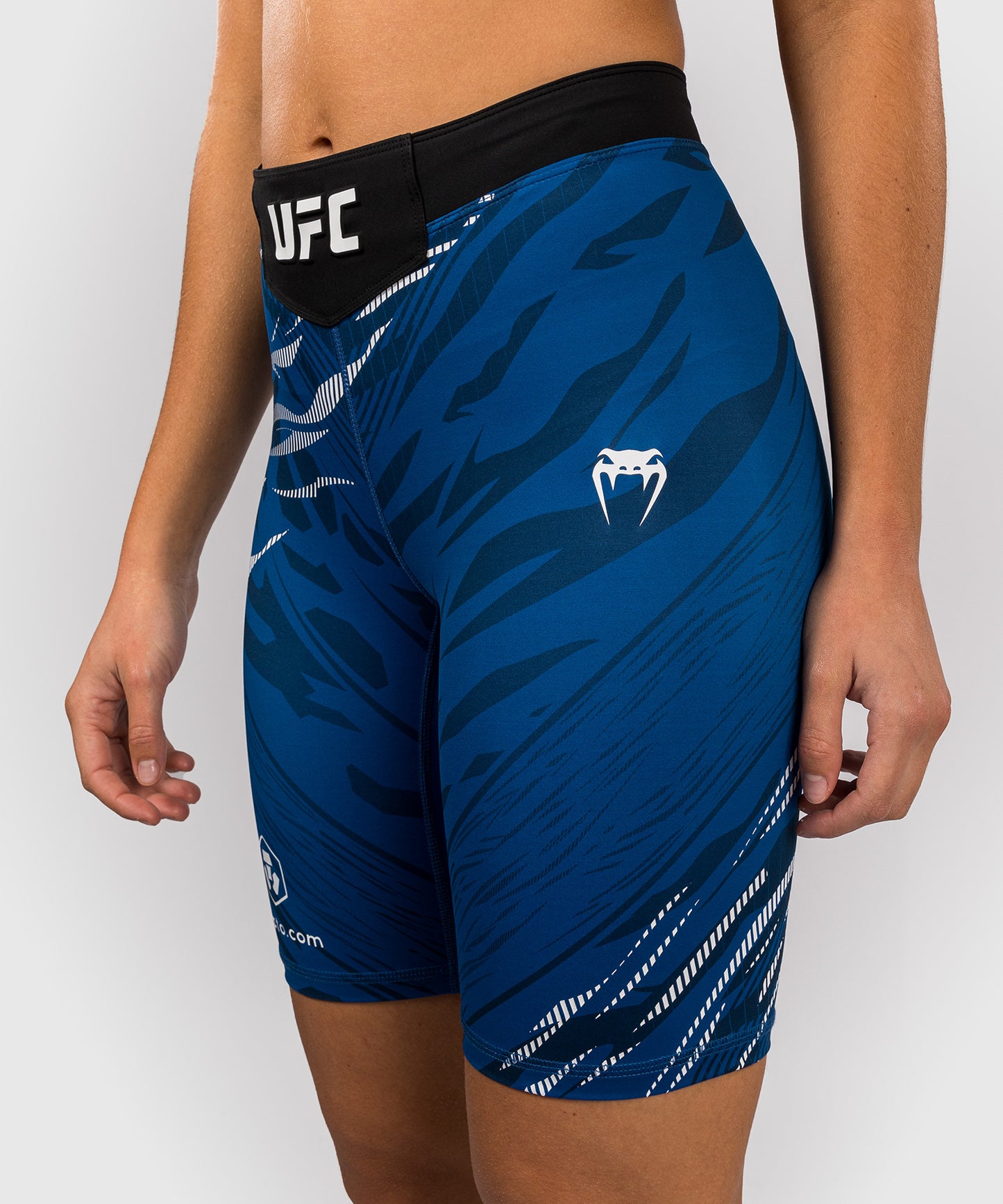 UFC Fusion by Venum Authentic Fight Night Damen Vale Tudo Short - Long Fit - Blau