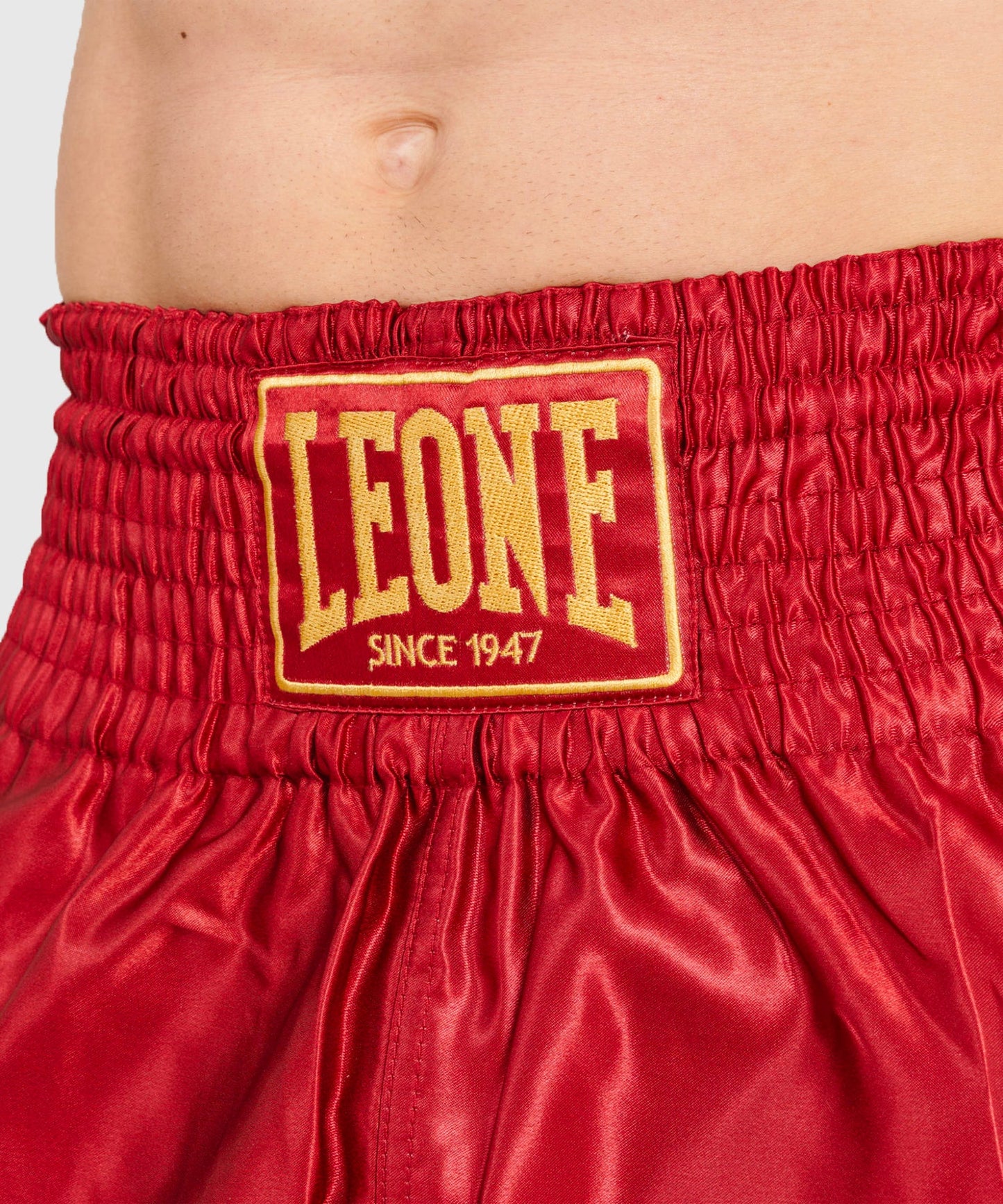 Leone Basic Pantalones de Muay Thai - Rojo