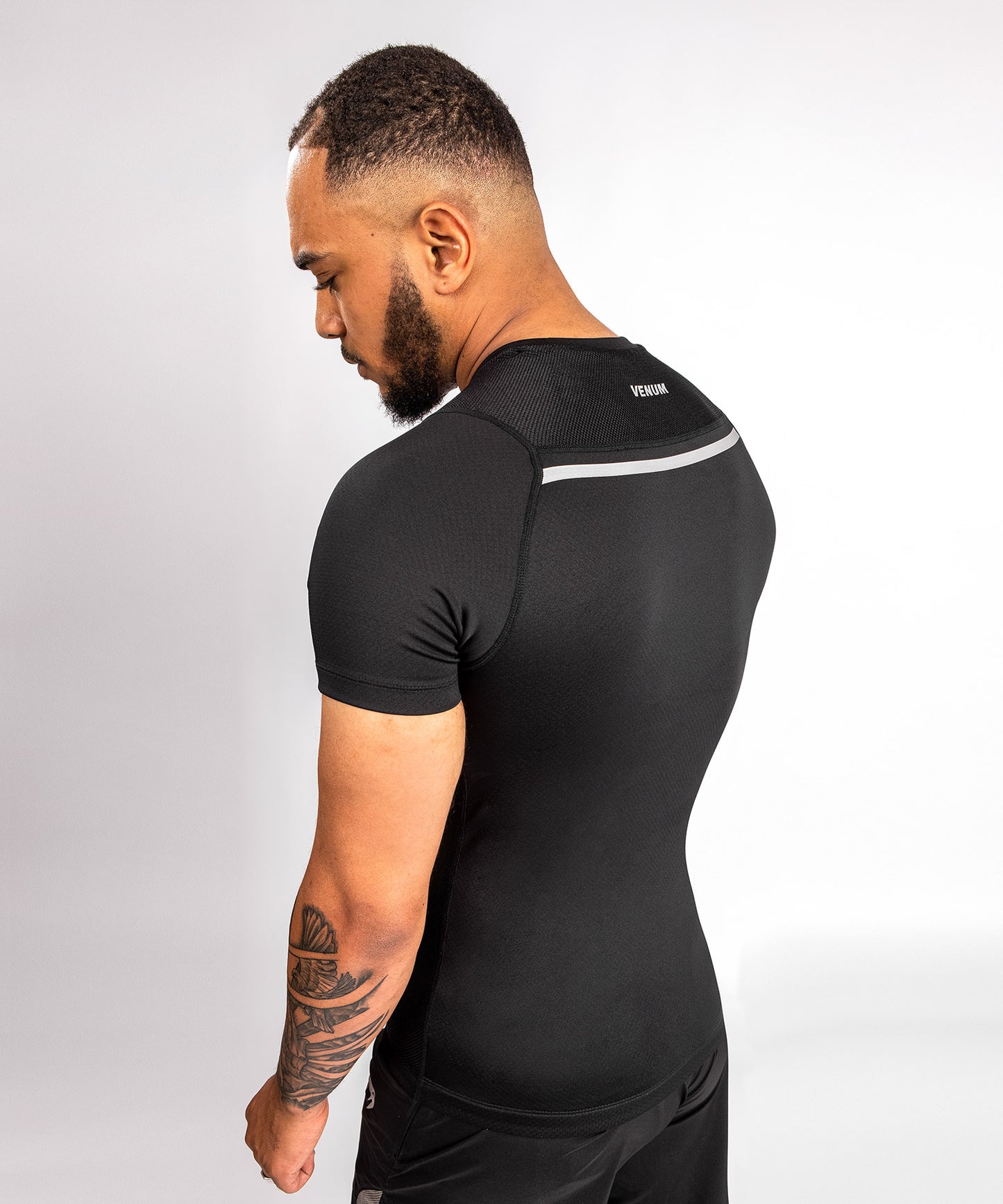 Rashguard Venum Jaws 2.0 - Short Sleeve - Black