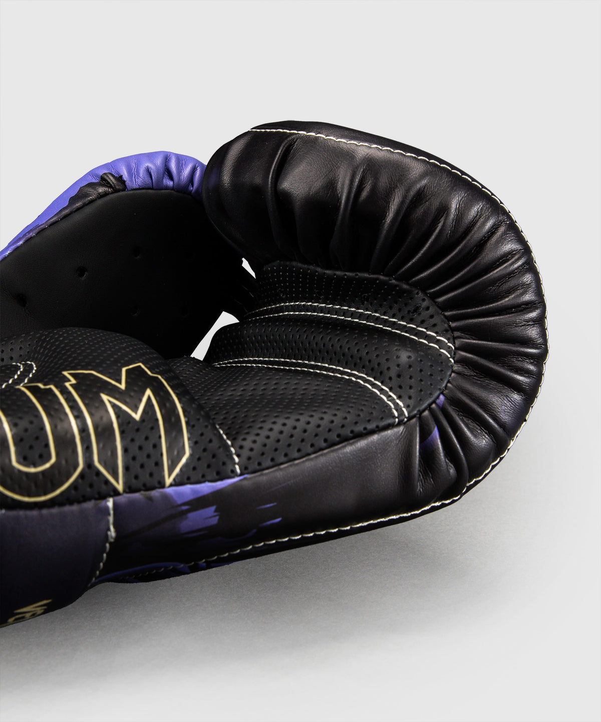 Jujutsu Kaisen x Venum Gojo Boxhandschuhe – Lila