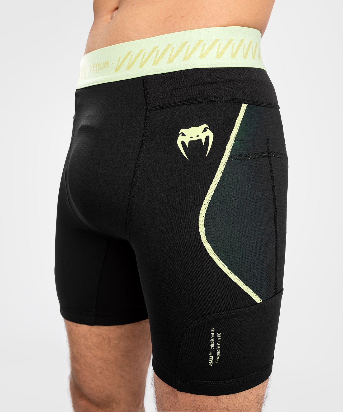 Short de compression pour Hommes Venum Fusion 2.0 - Noir/Jaune