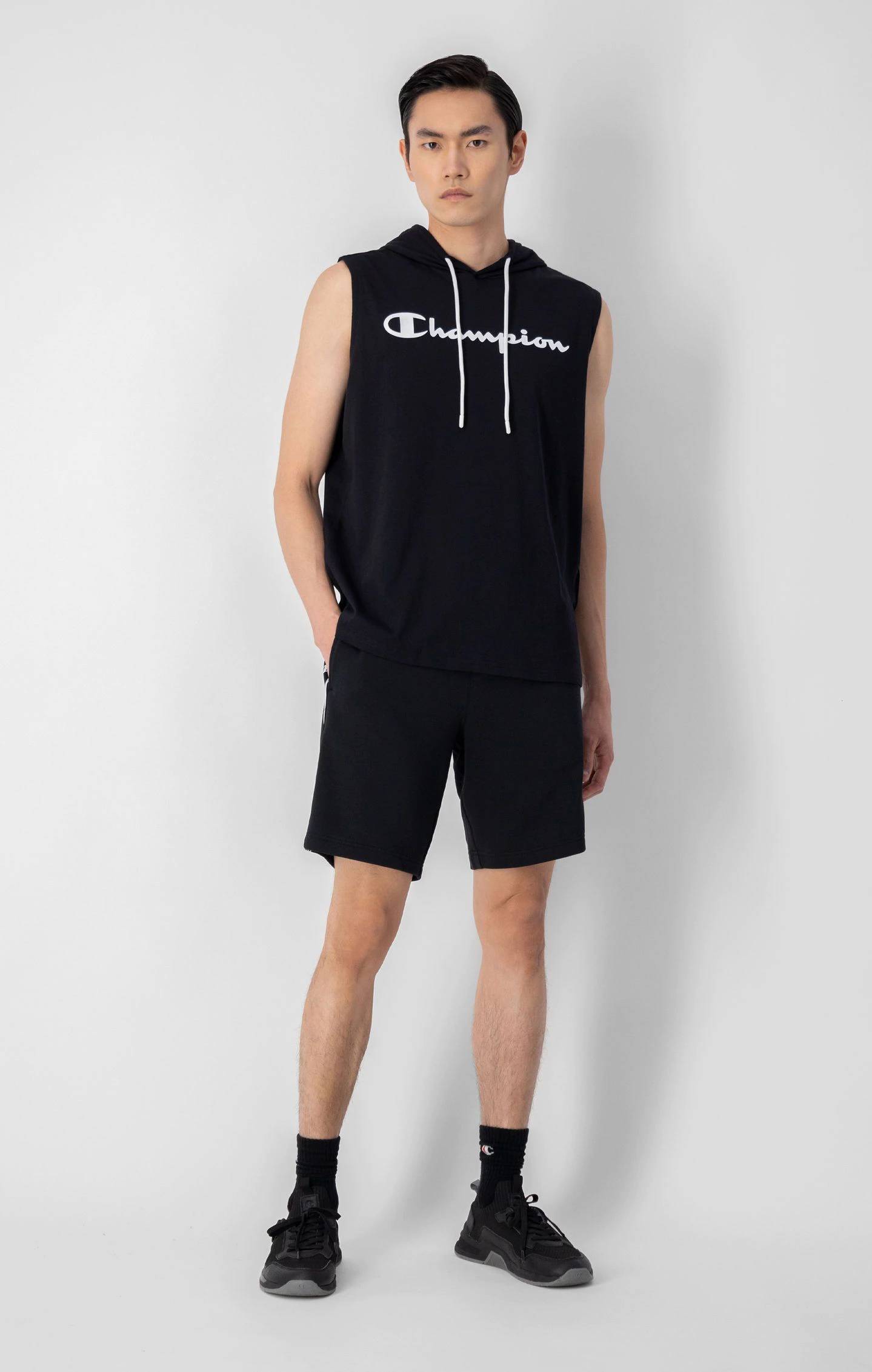 T-SHIRT À CAPUCHE SANS MANCHE CHAMPION - NOIR