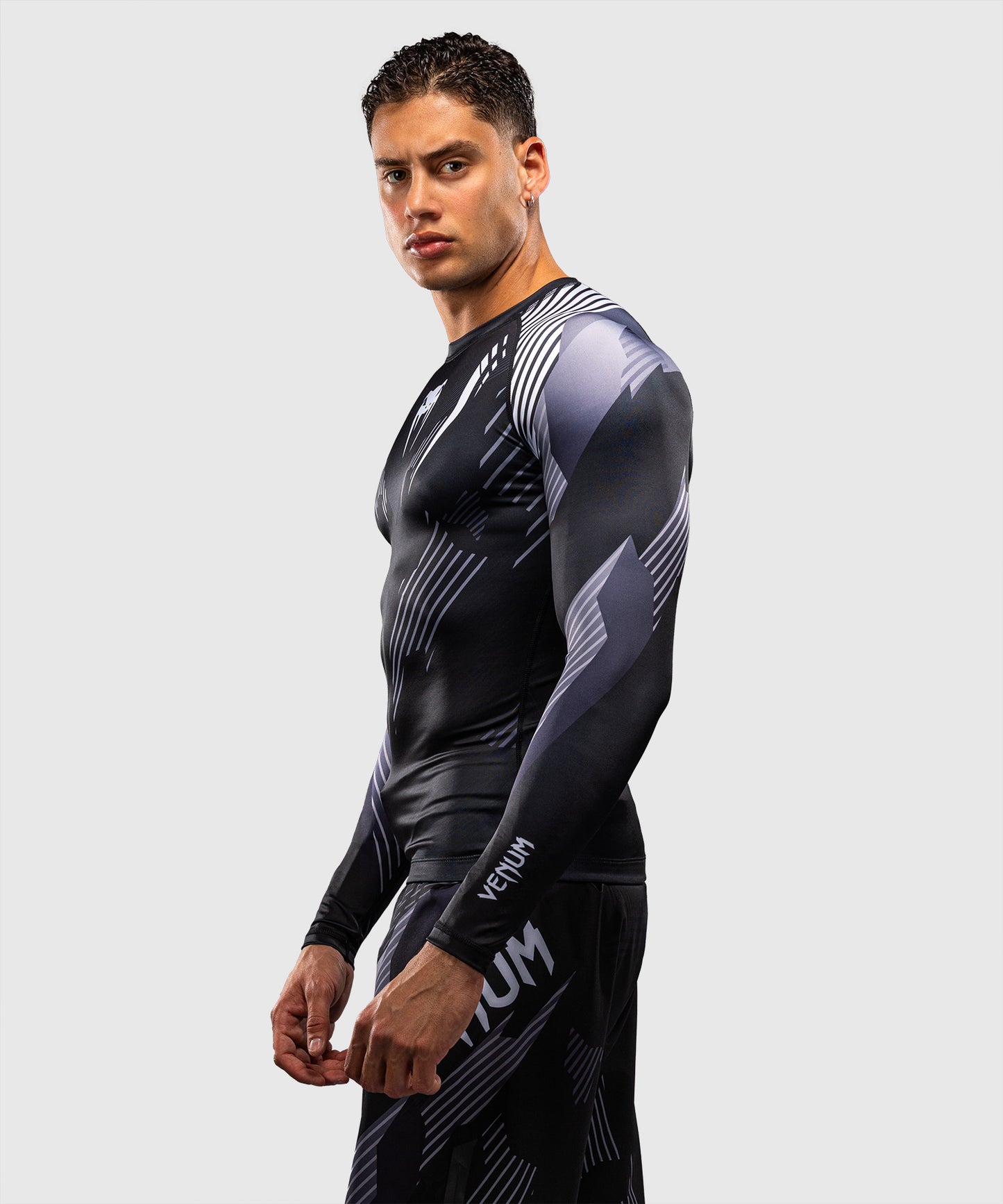 Venum No-Gi 6.0 Long Sleeve Rashguard - Black/White