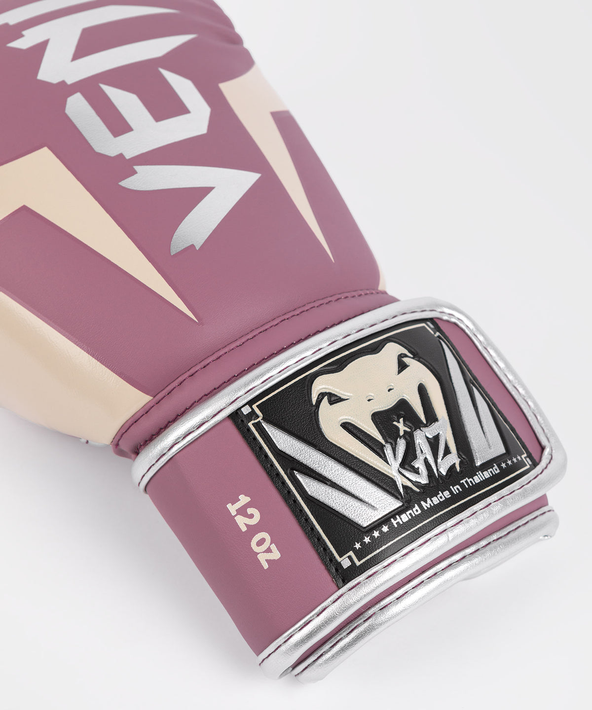 Venum Elite x Kaz Boxhandschuhe – Gedämpftes Orchidee/Silber