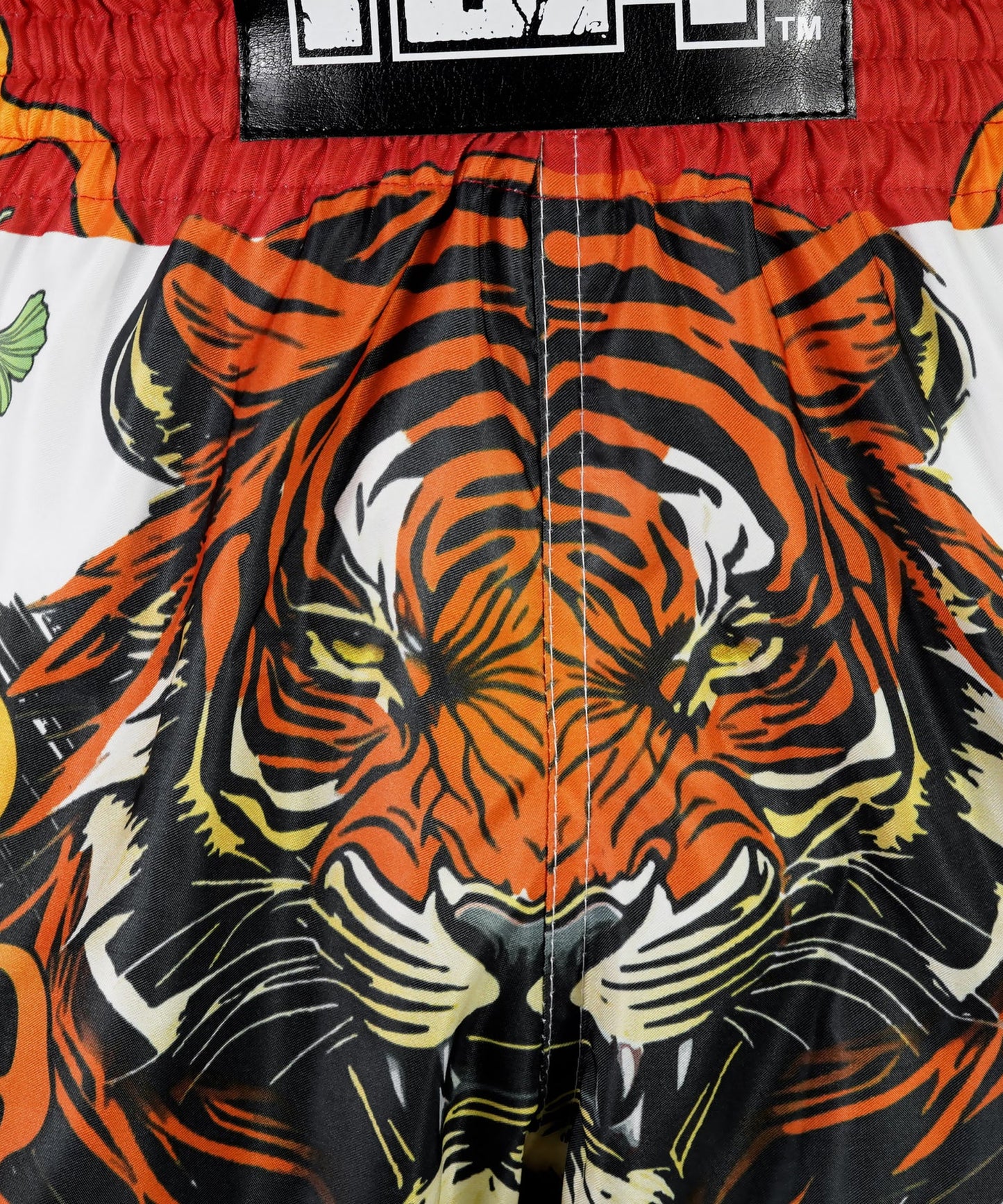 Tuff Retro Style Tora Chikara Power Of Tiger Pantaloncini da Muay Thai - Bianco