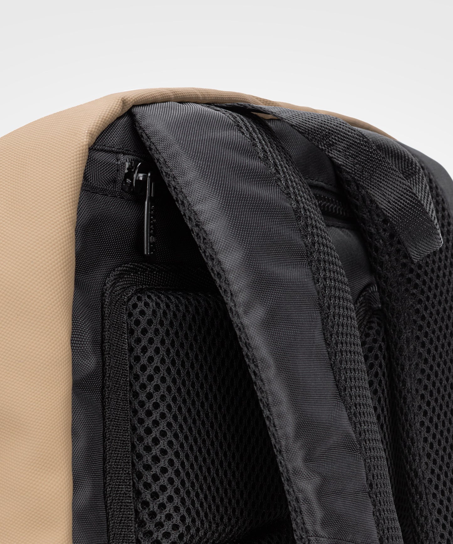 Venum Evo 2 Rucksack (20-25L) – Schwarz/Sand