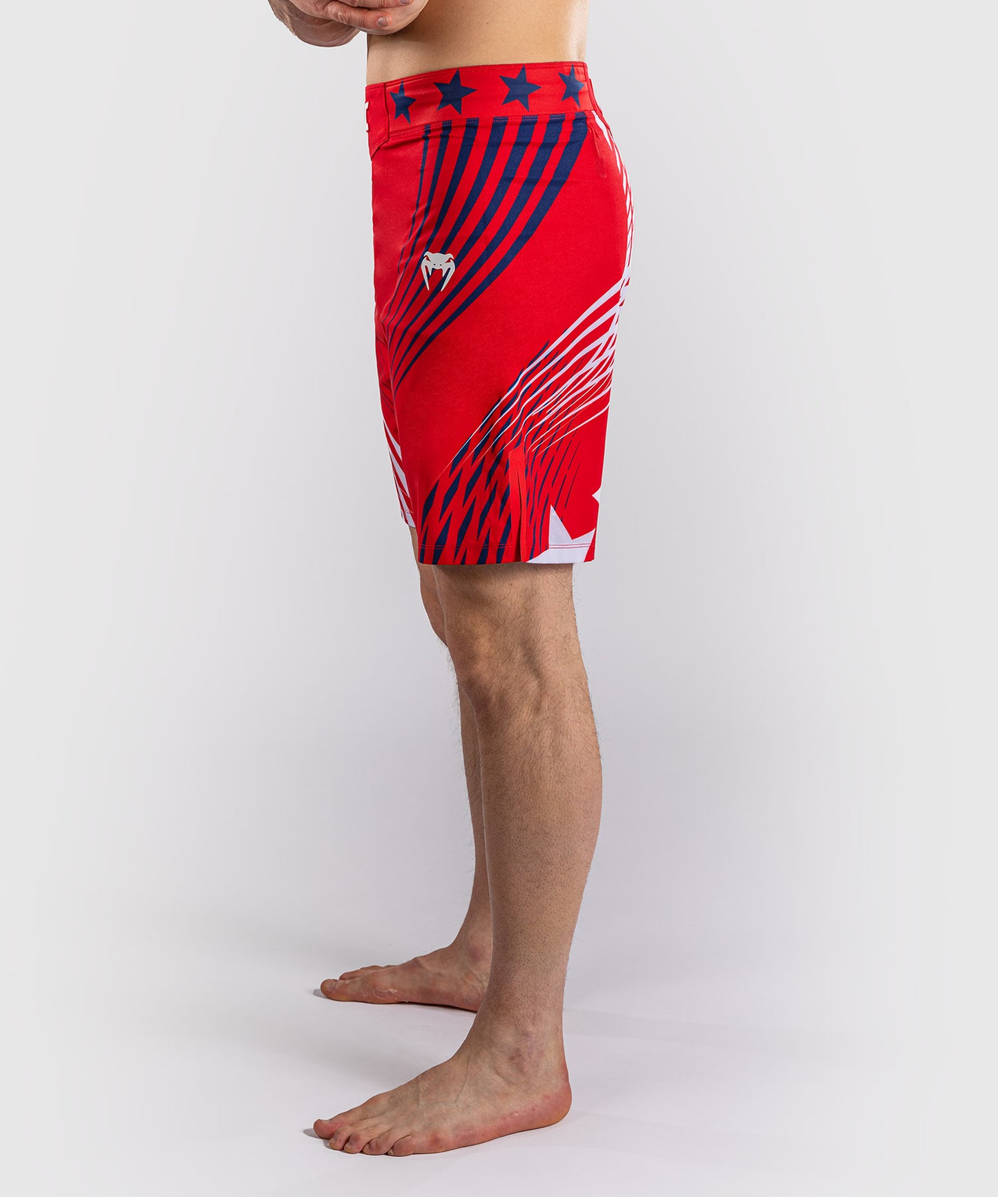 Official UFC Freedom 250 by Venum Authentic Fight Night Short de combat coupe courte pour homme - Rouge