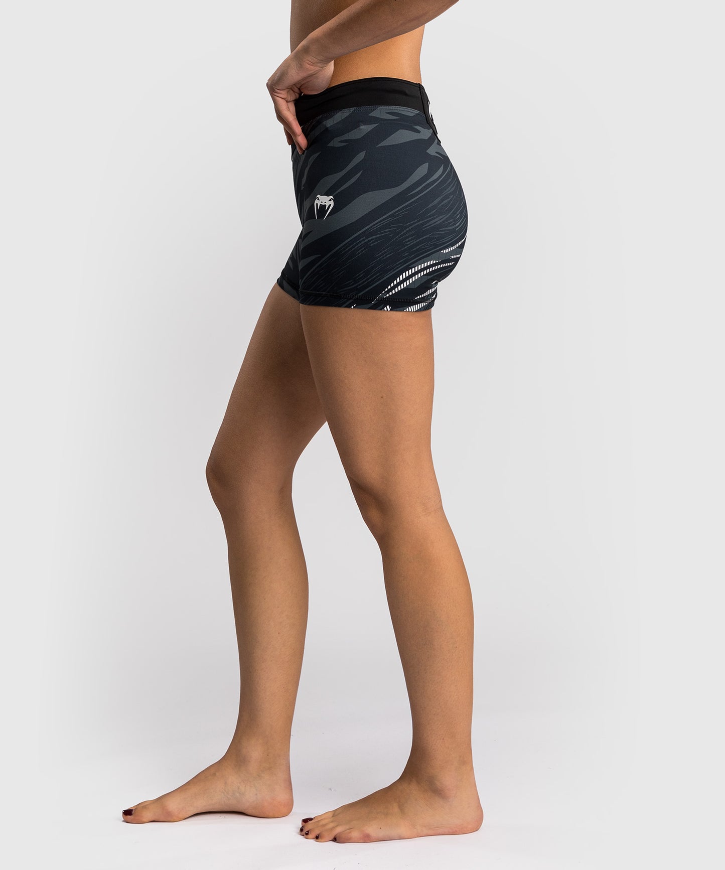 UFC Fusion by Venum Authentic Fight Night Damen Vale Tudo Short - Short Fit - Schwarz