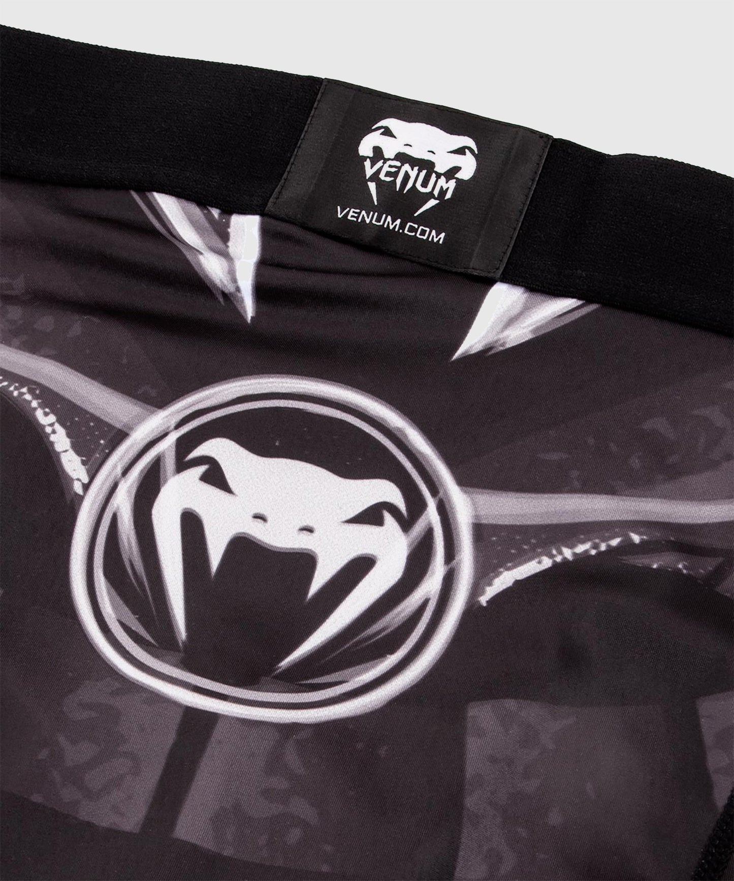 Pantaloncini Vale Tudo Venum Gladiator 3.0 - Nero/Bianco