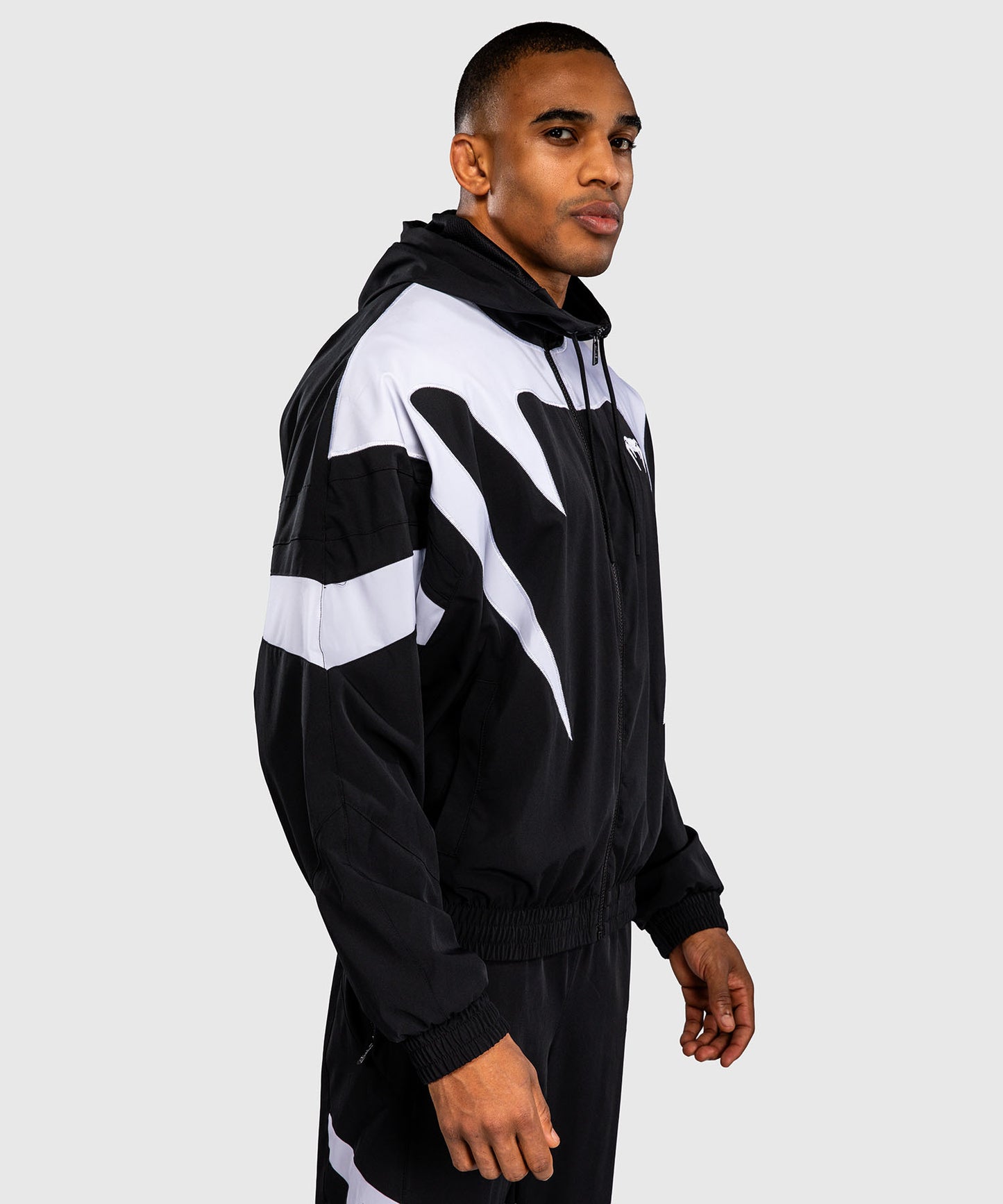 Venum Attack 90 Trainingsjacke – Weiß/Schwarz