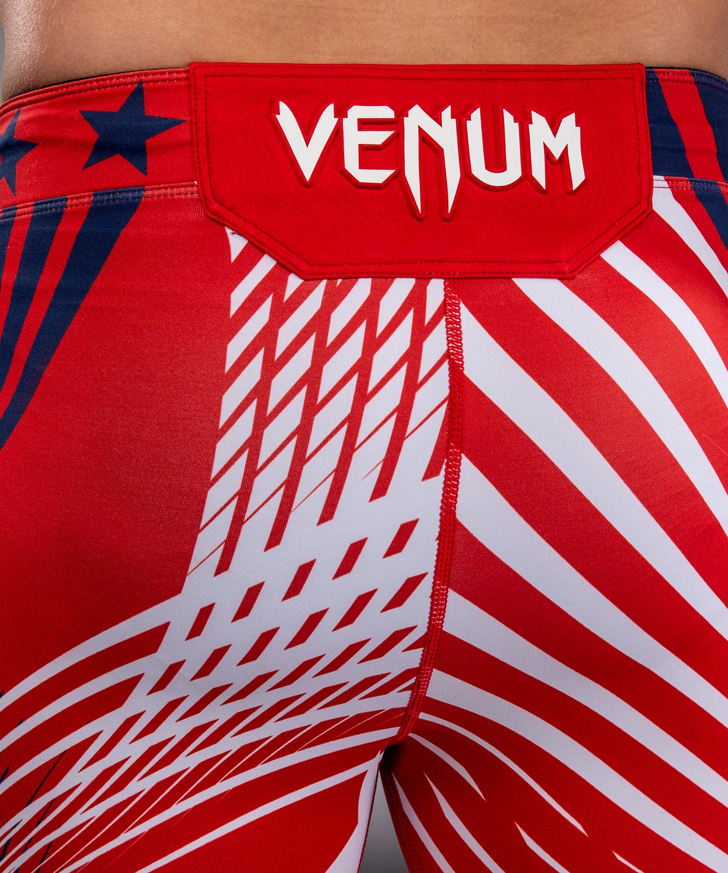 Official UFC Freedom 250 by Venum Authentic Fight Night Vale Tudo Shorts für Herren - Rot