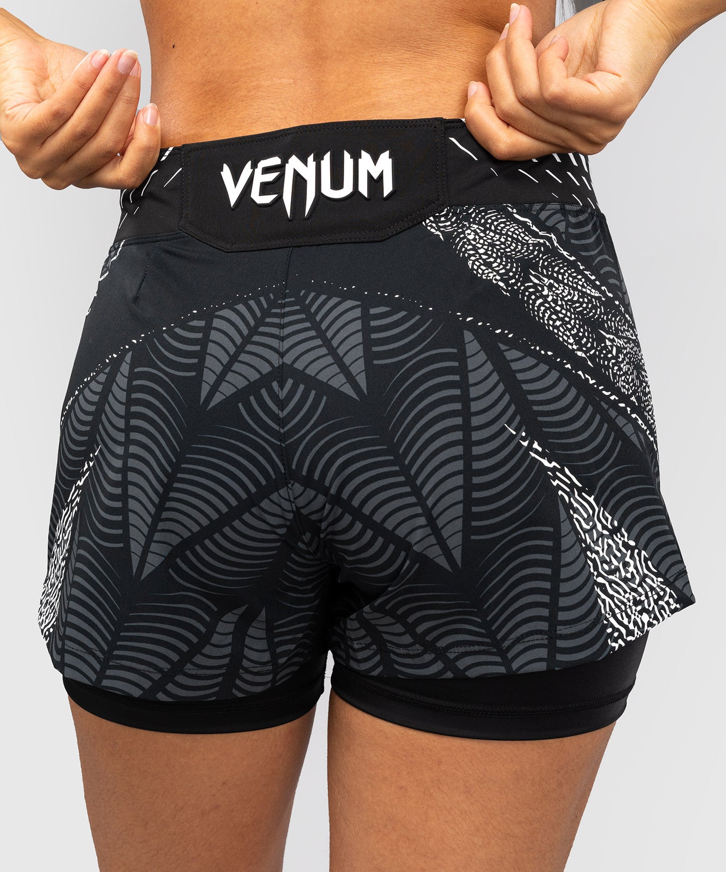 UFC Zenith by Venum Authentic Fight Night Pantaloncini da combattimento Fit corto Donna - Nero