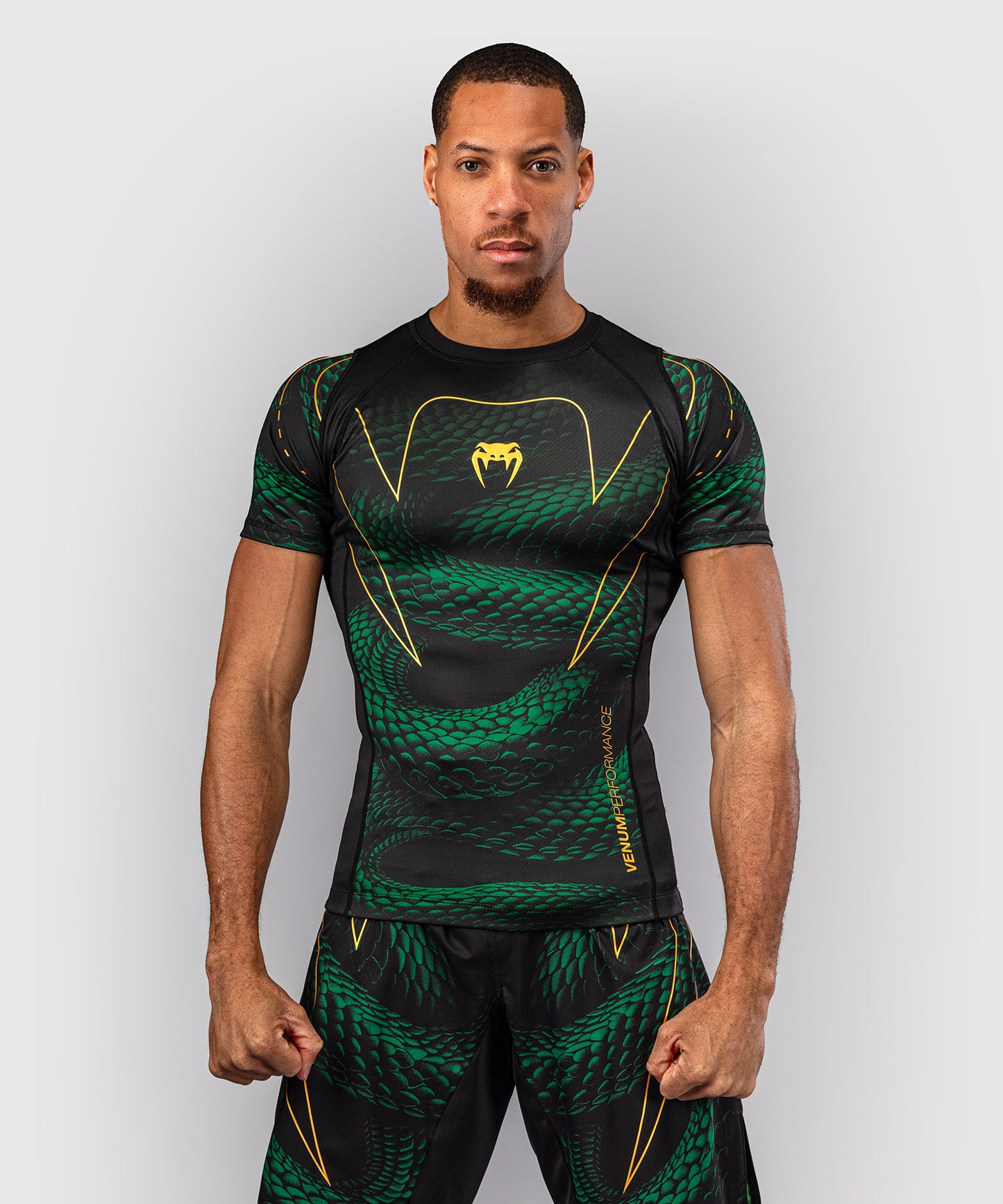 Rashguard à Manches Courtes Venum Matupa - Noir/Vert/Or