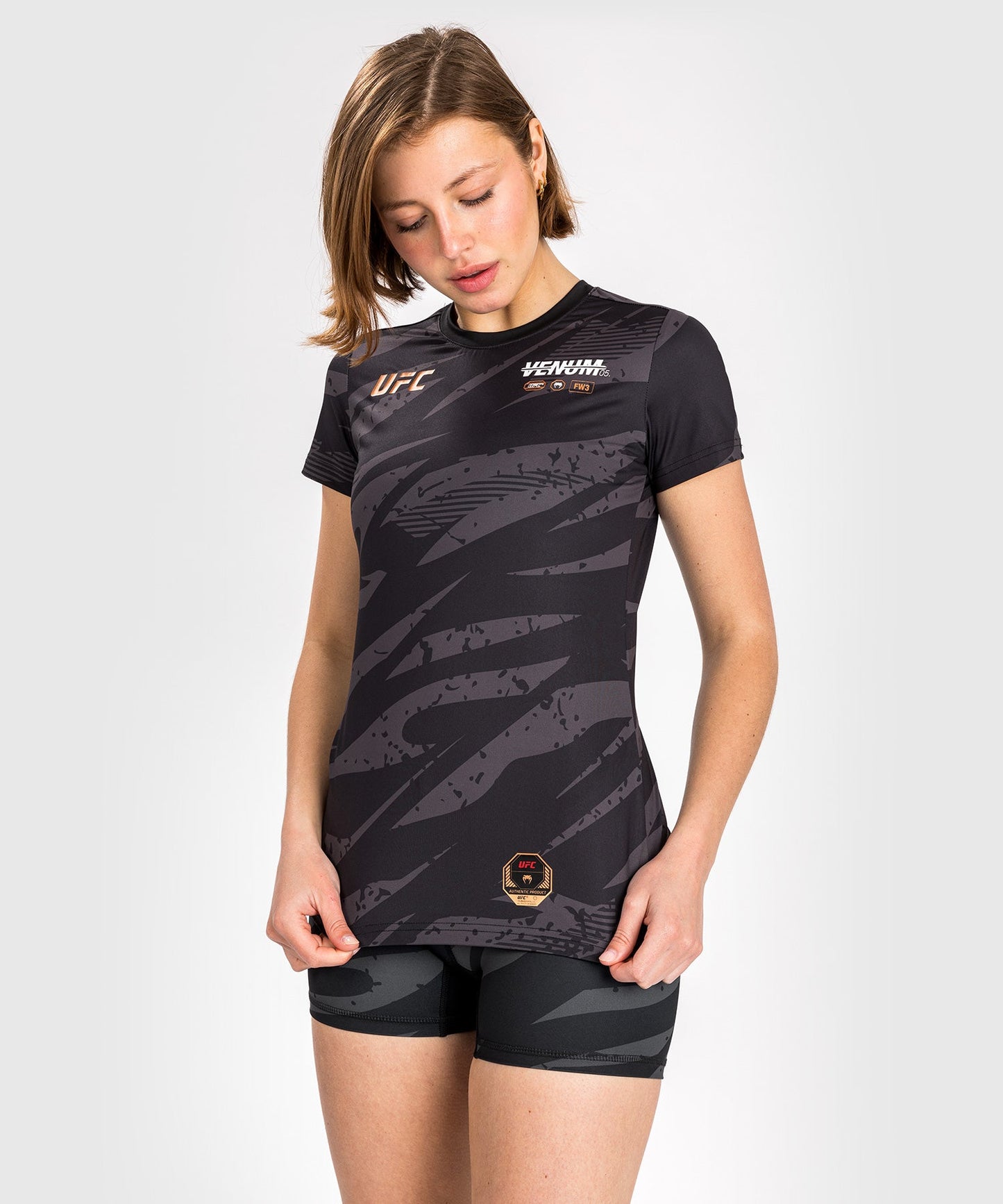 T-Shirt Dry-Tech pour Femmes UFC Adrenaline by Venum Fight Week - Urban Camo
