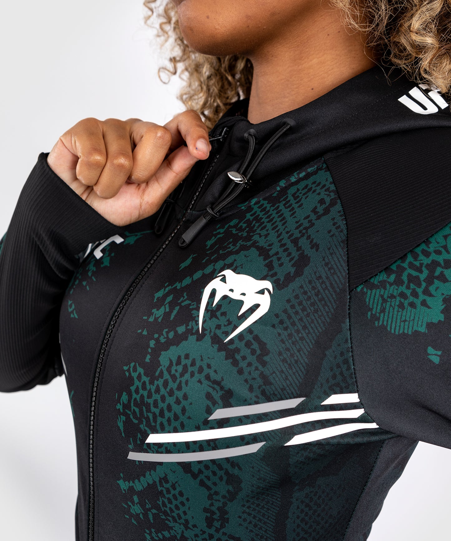 Sweat à capuche pour femmes UFC Adrenaline by Venum Authentic Fight Night - Emerald Edition - Vert/Noir
