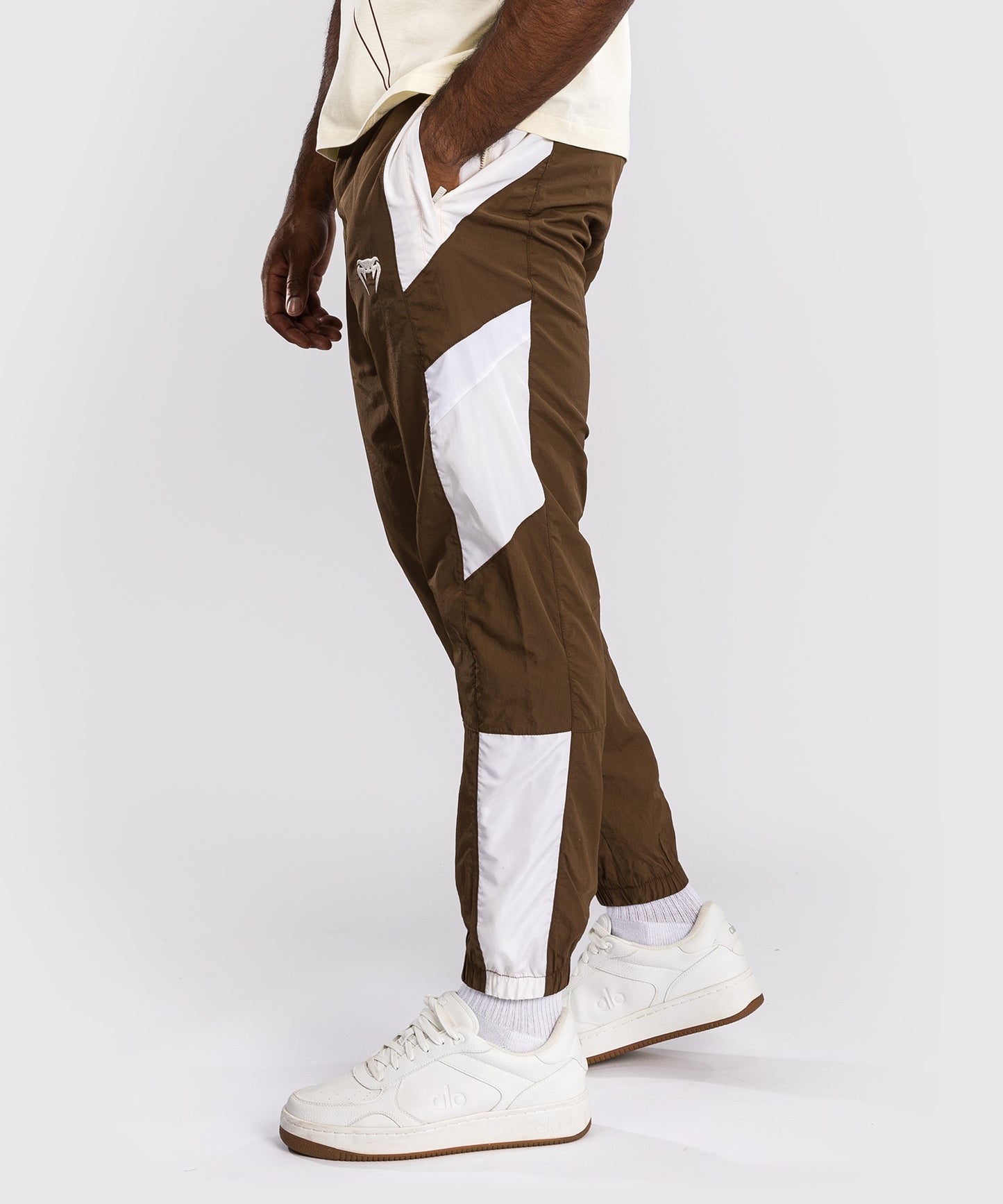Venum Attack 90 sweatpants - Dark brown