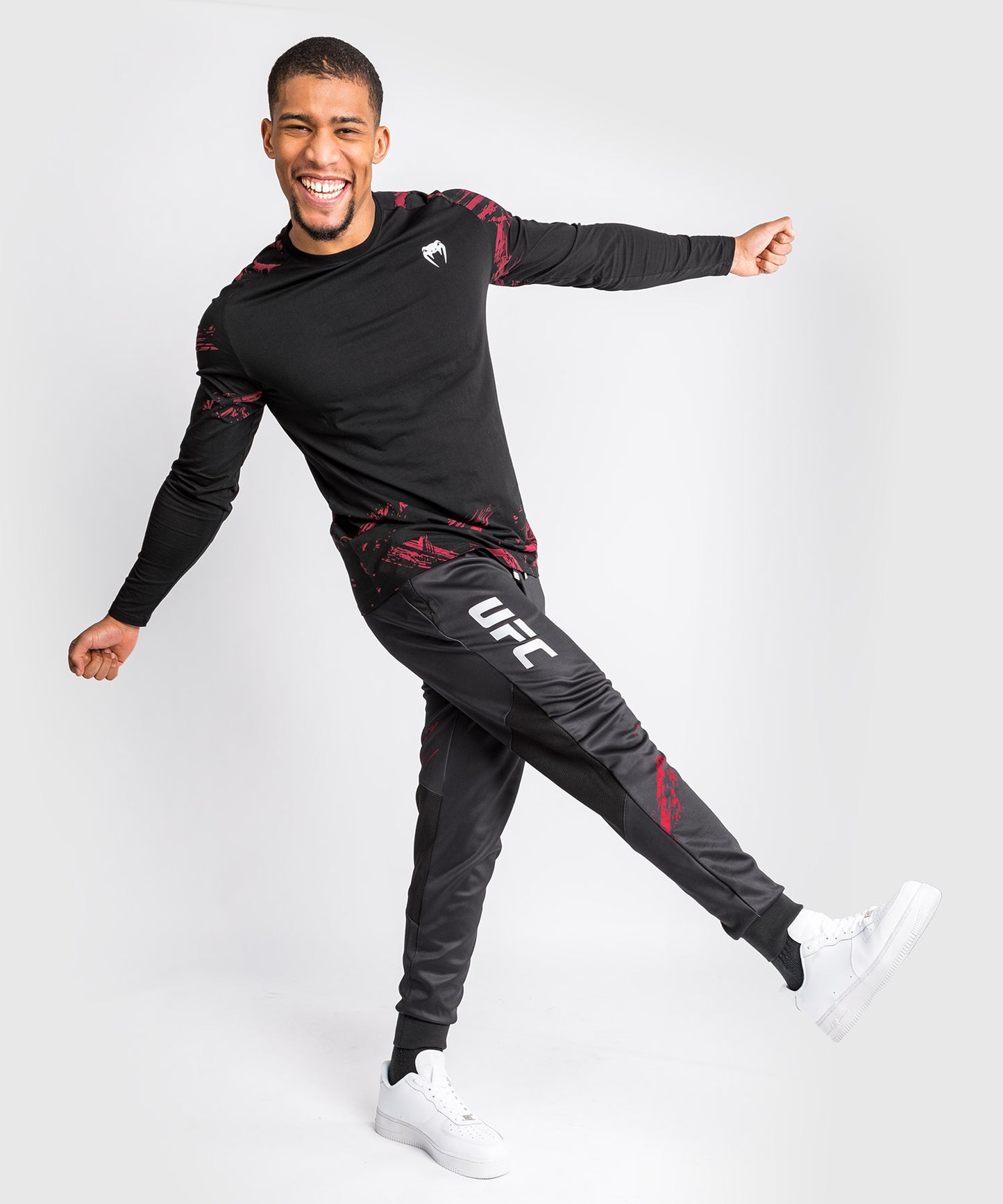 Pantalon de jogging UFC Venum Authentic Fight Week 2.0 - Noir/Rouge