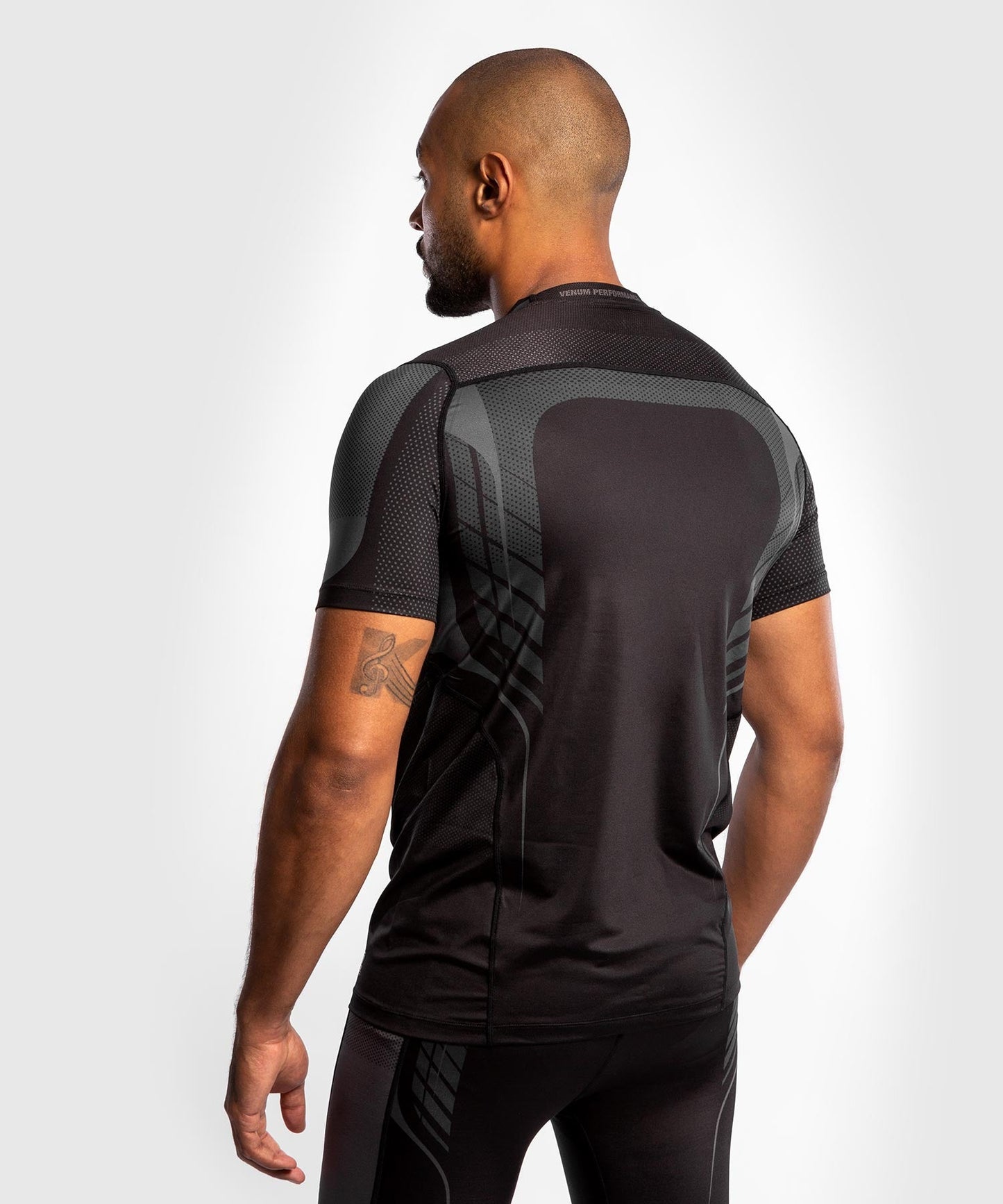 Dry Tech Venum Athletics T-shirt - Black/Gold