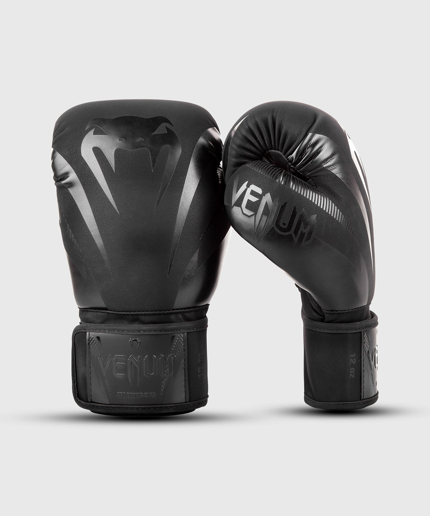 Gants de boxe Venum Impact – Noir/Noir