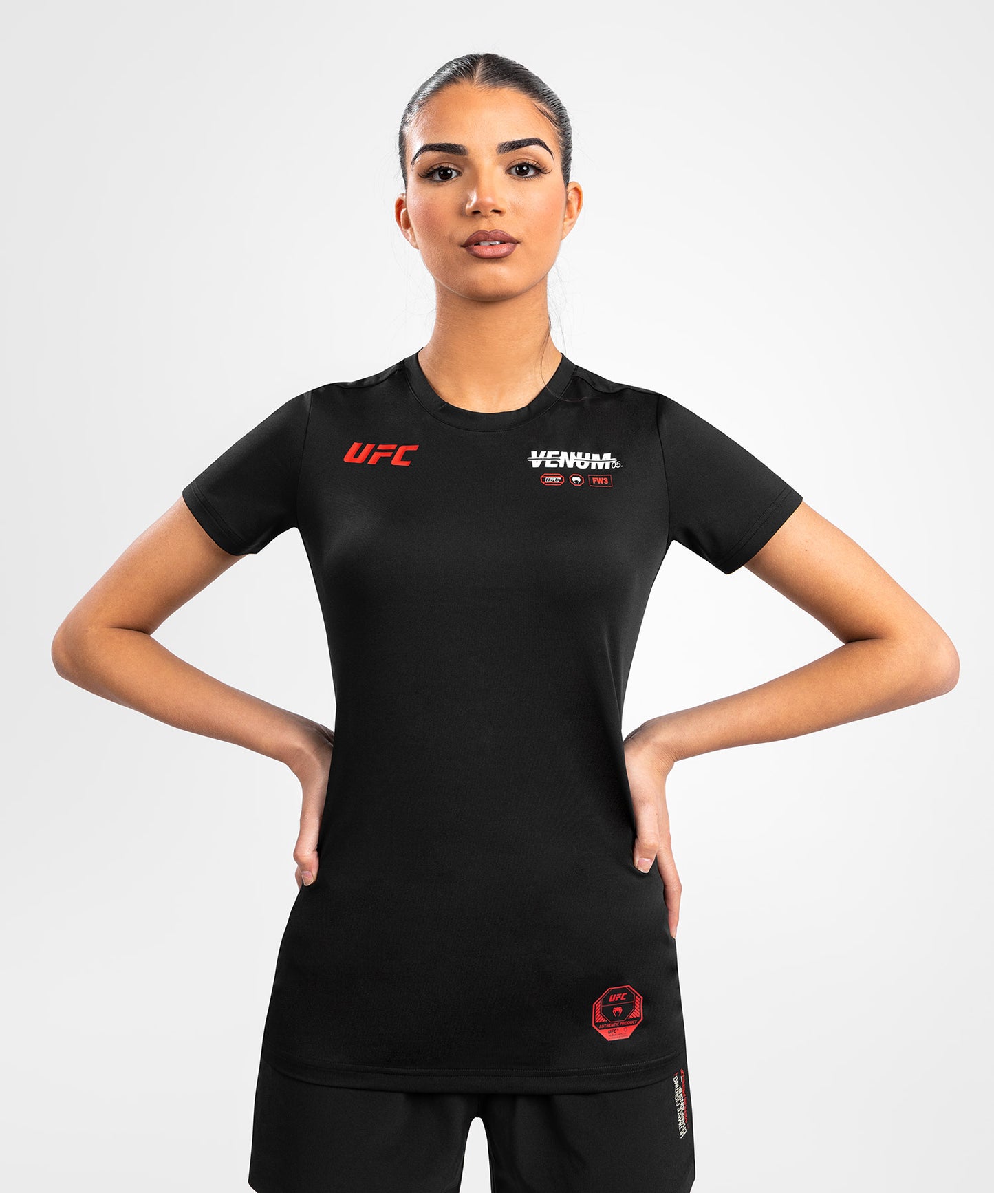 UFC Adrenaline von Venum Fight Week  Dry-Tech-T-Shirt für Frauen - Schwarz