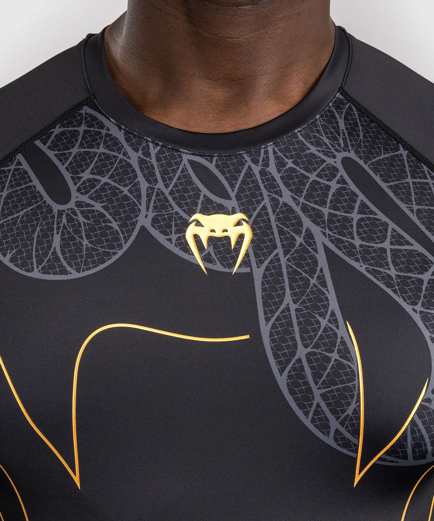 Rashguard Manches Longues Venum Serpenti – Noir/Argent/Or