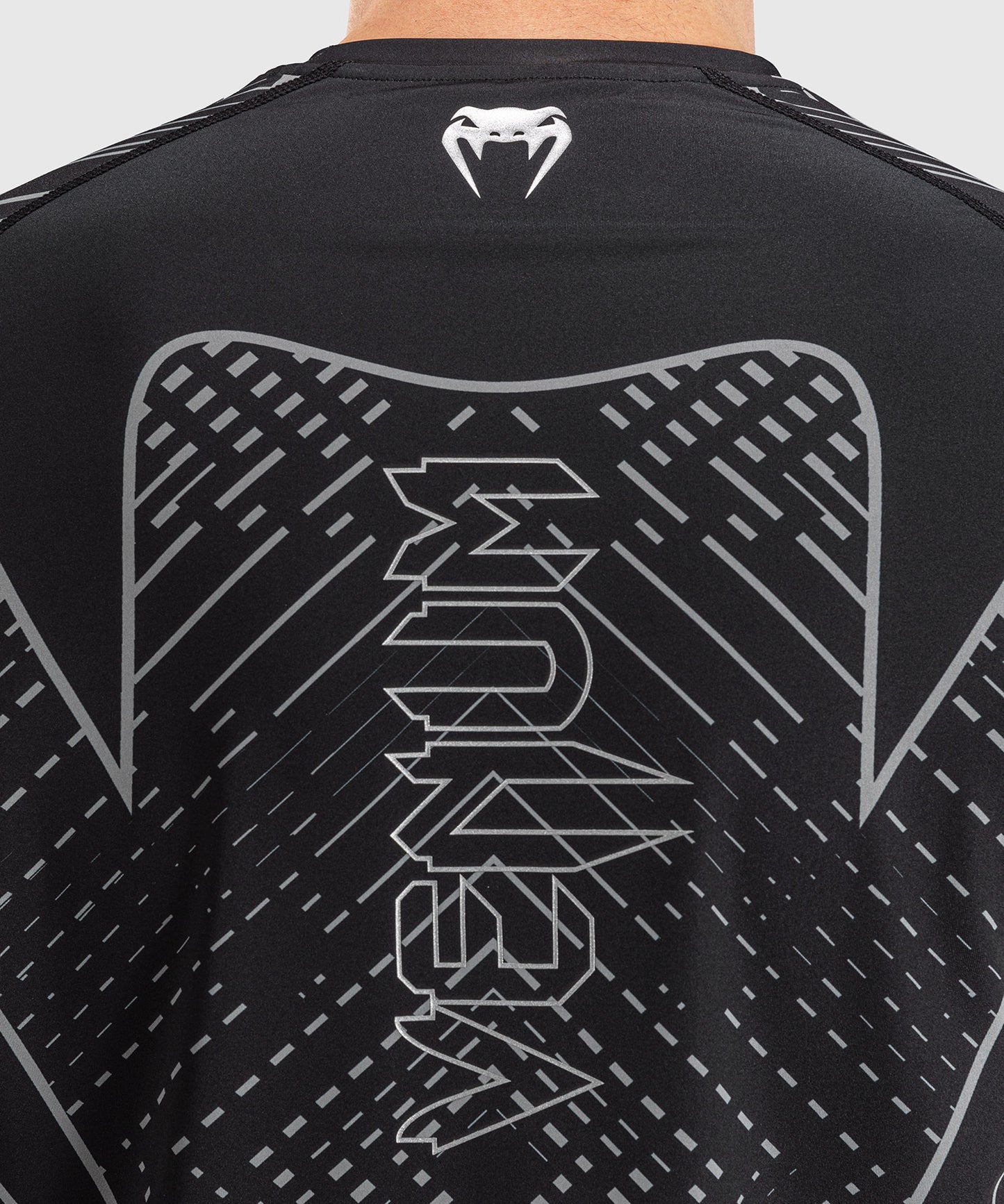 Venum Midnight Fury Dry Tech – Negro/Gris/Plata