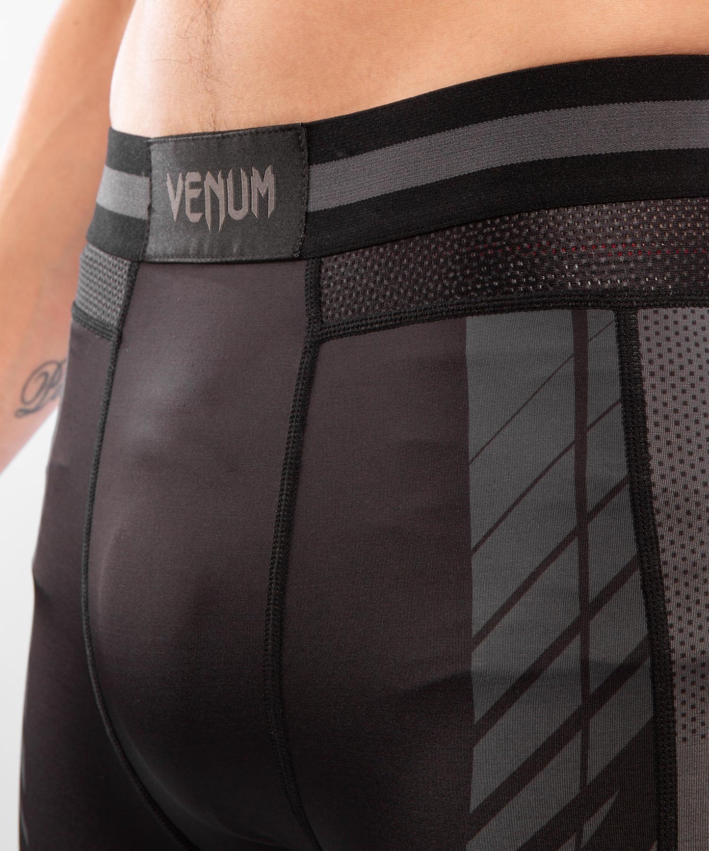 Venum Athletics compression shorts - Black/Gold