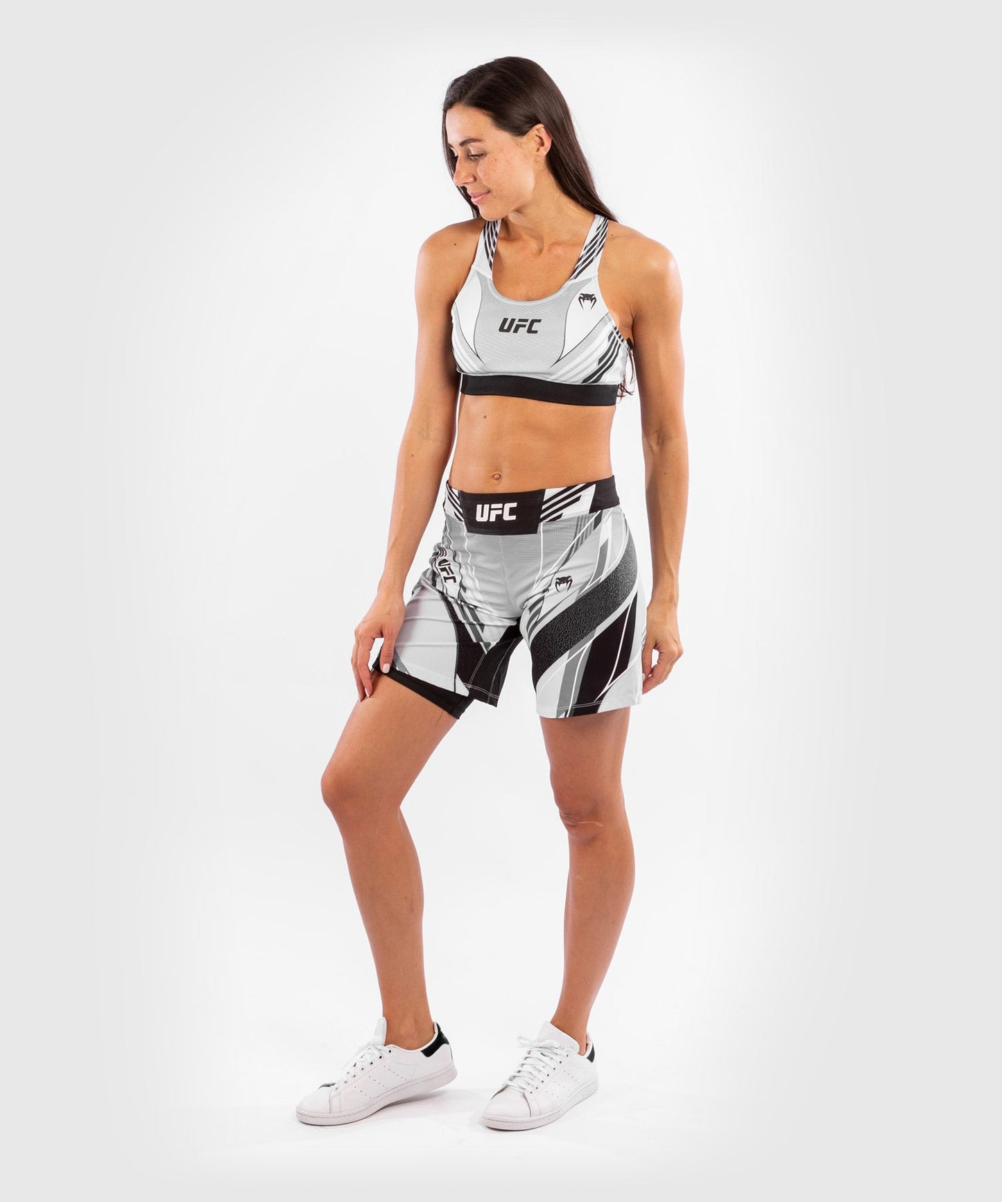 UFC Damen Fightshorts Venum Authentic Fight Night - Long Cut - Weiß