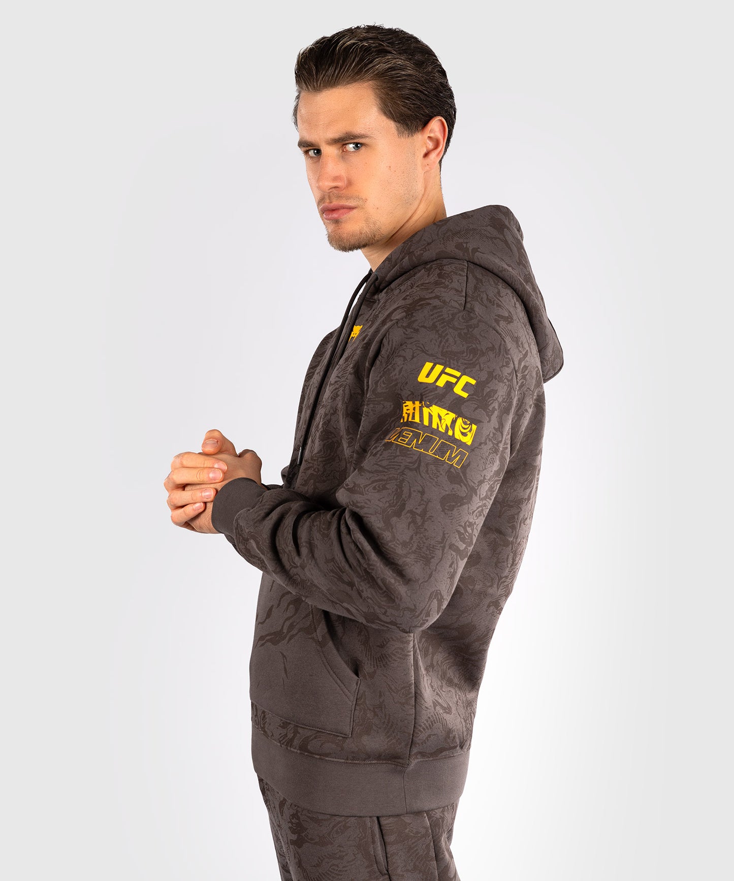 Sweatshirt à Capuche pour Hommes UFC Fusion by Venum Fight Week - Marron Terrestre