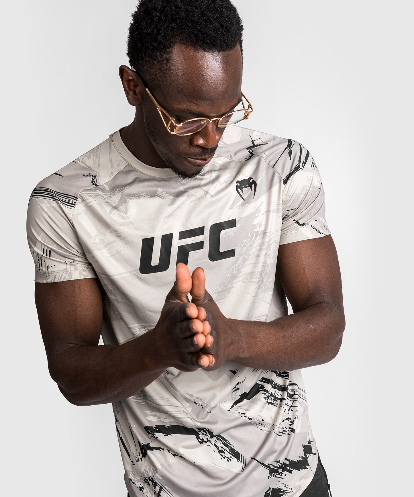 T-shirt Dry Tech-  Manches Courtes Homme UFC Venum Authentic Fight Week 2.0 - Sable
