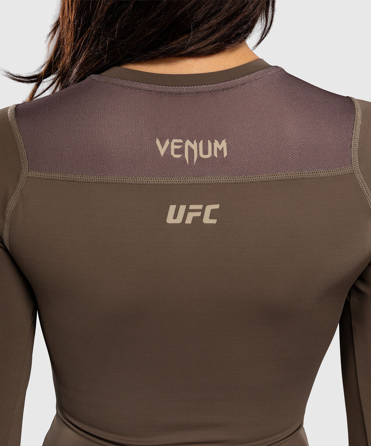 Rashguard à Manches Longues Technique pour Femme Venum UFC Unity by Venum Authentic Fight Week - Marron