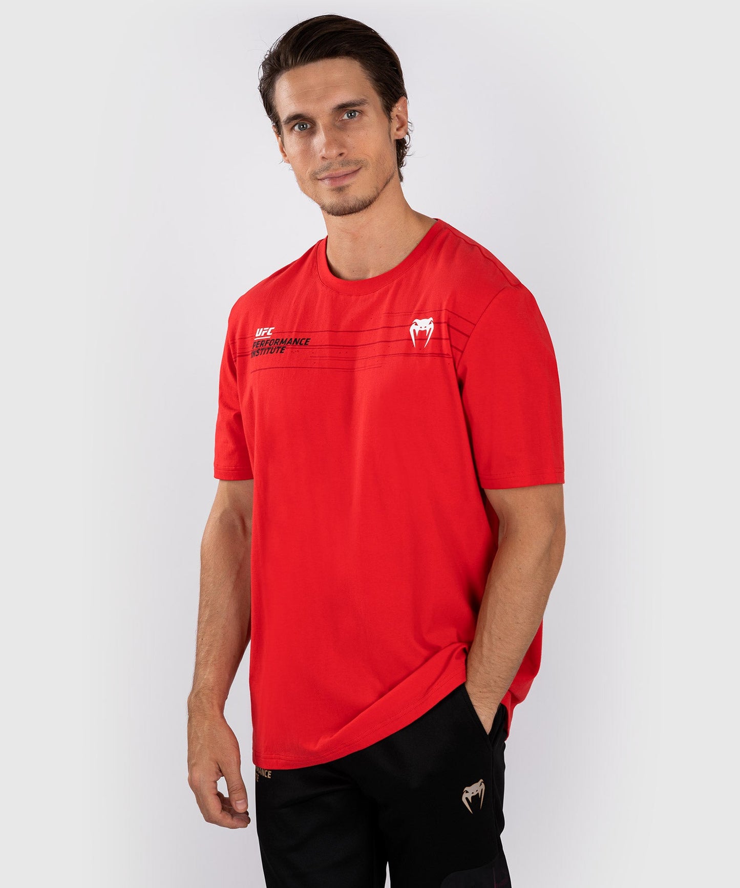 Venum Performance Institute 2.0 UFC Männer T-Shirt -Rot