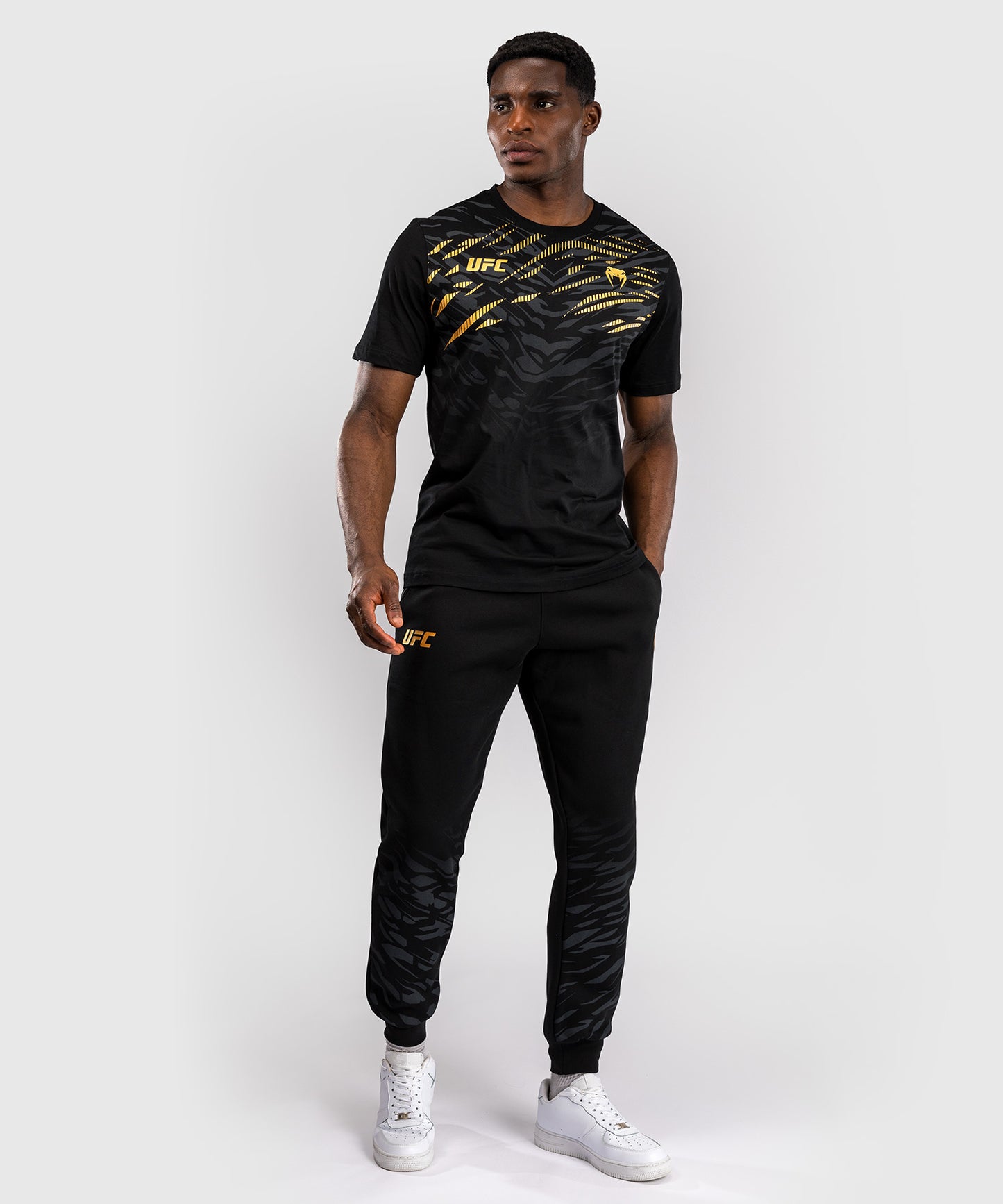 T-shirt à Manches Courtes pour Hommes UFC Fusion by Venum Replica - Champion