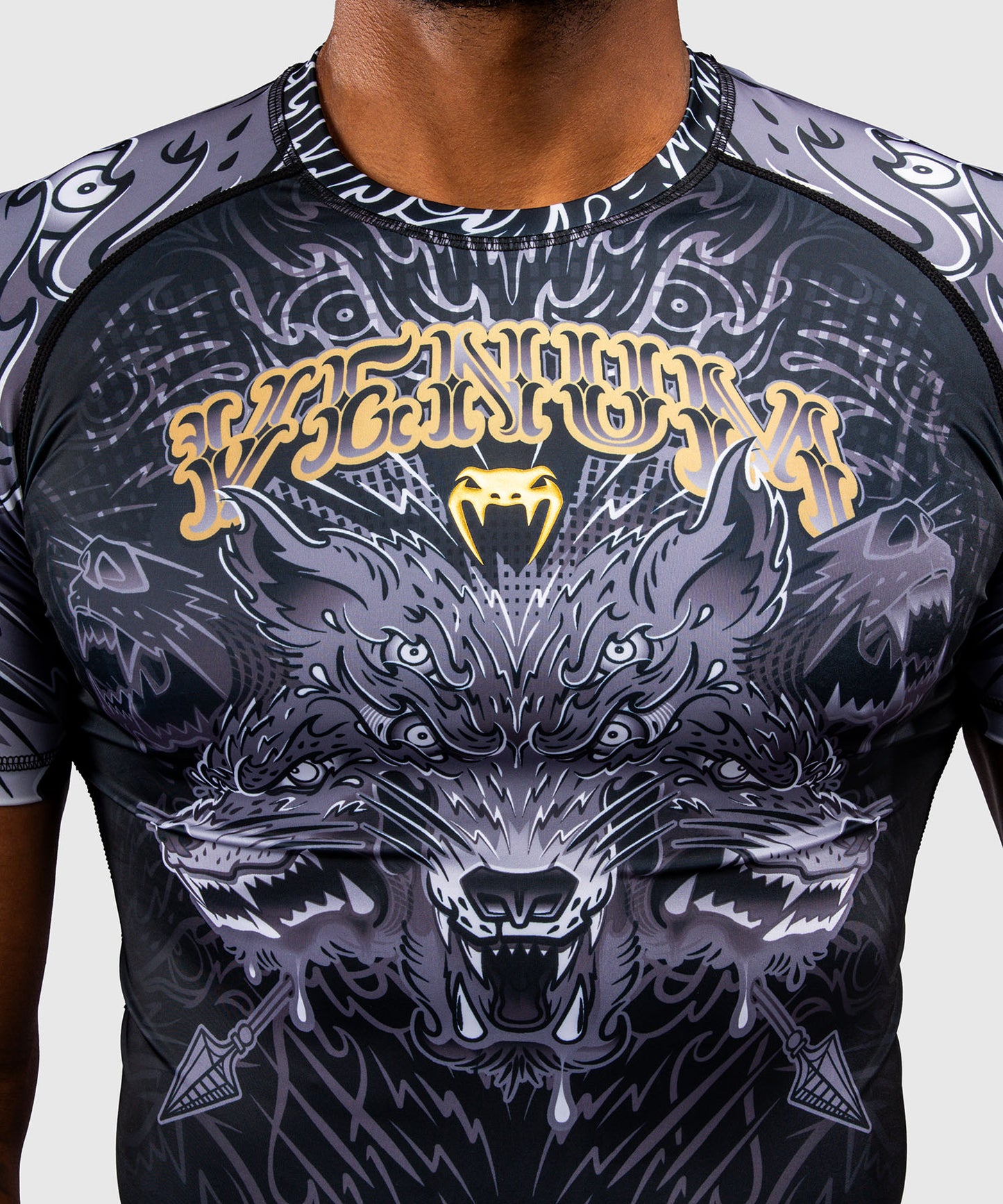 Venum Wolf Atak Short Sleeve Rashguard - Black/Grey