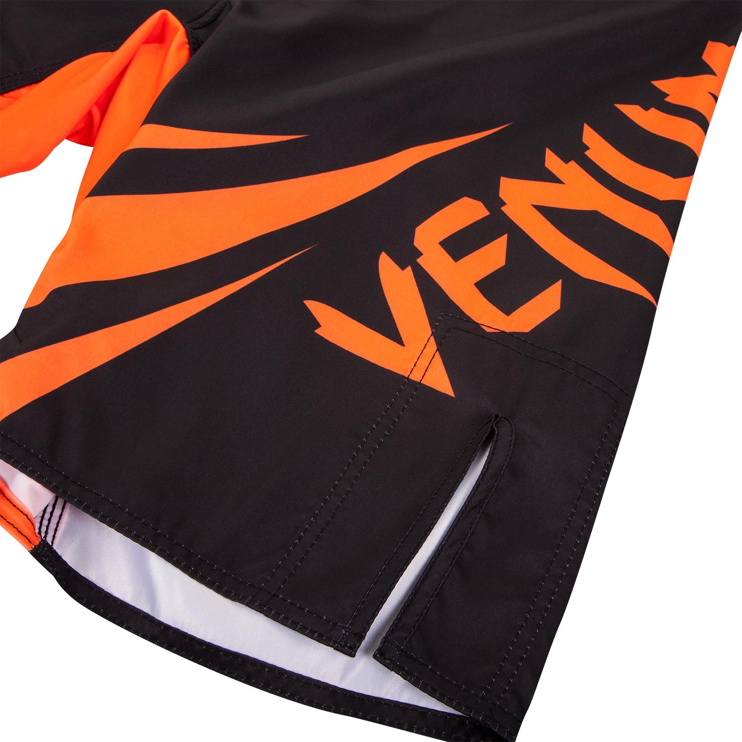 Fightshort Venum Challenger - Black/Orange Fluo
