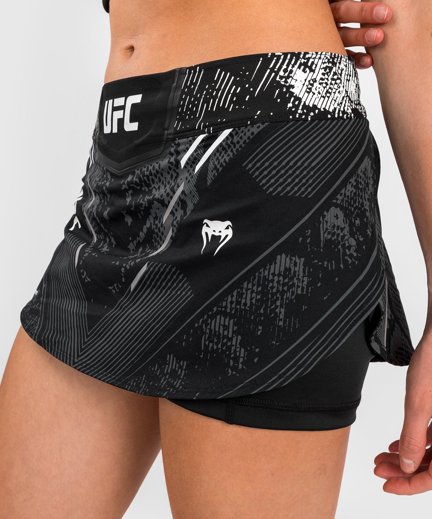Jupe-Short pour Femmes UFC Adrenaline by Venum Authentic Fight Night - Noir