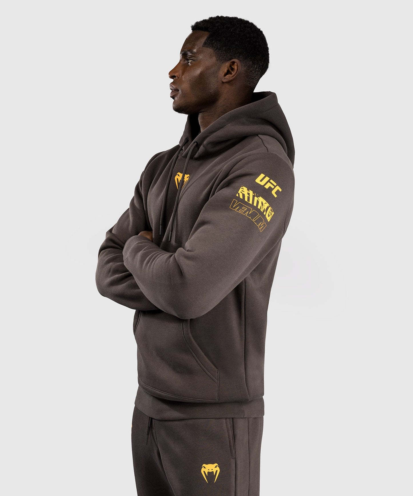 UFC Fusion by Venum Fight Week Men's Hooded Sweatshirt - Terrestrial Brown