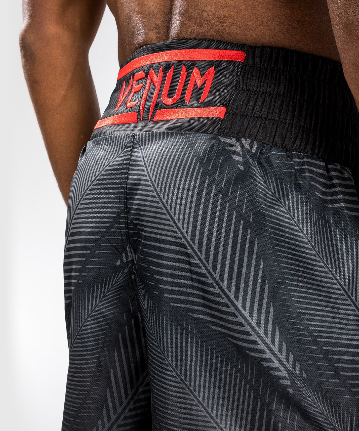 Short de Boxe Venum Phantom - Noir/Rouge