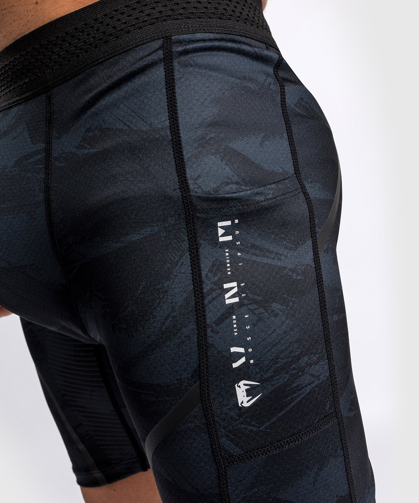 Venum Electron 3.0 Tudo Vale Shorts - Schwarz