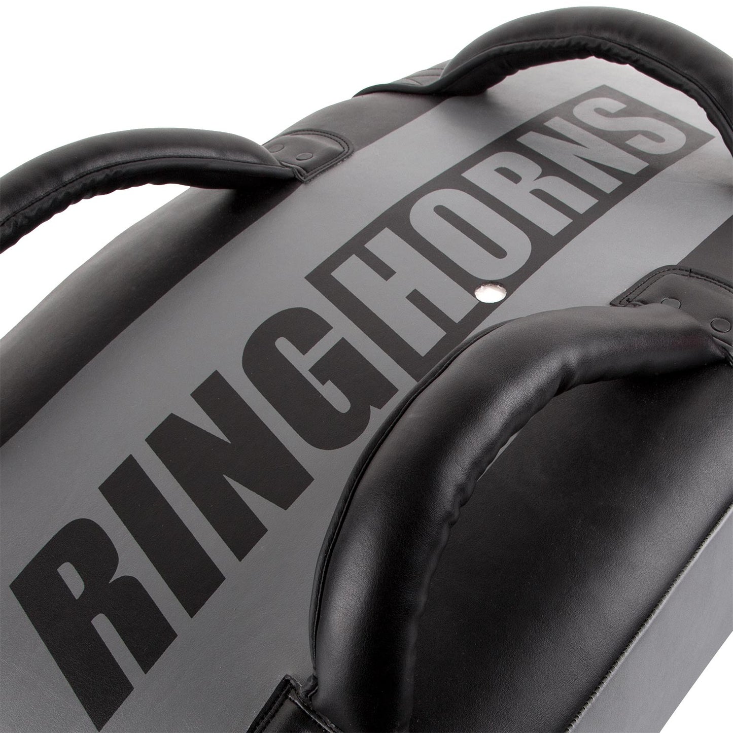 Ringhorns Charger striking shield - black