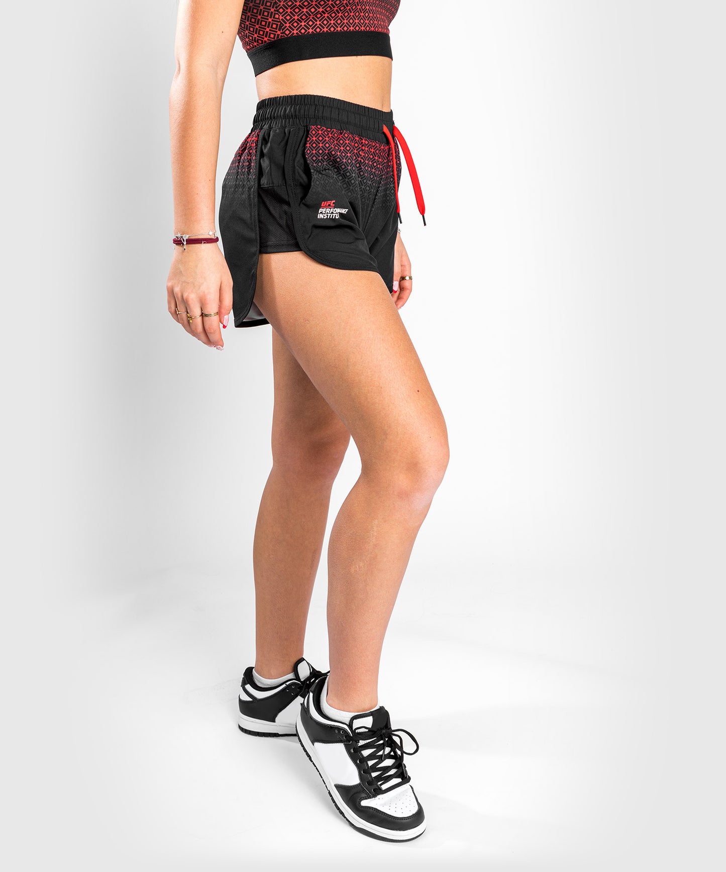 Short d'Entraînement UFC Venum Performance Institute - Pour Femmes - Noir/Rouge