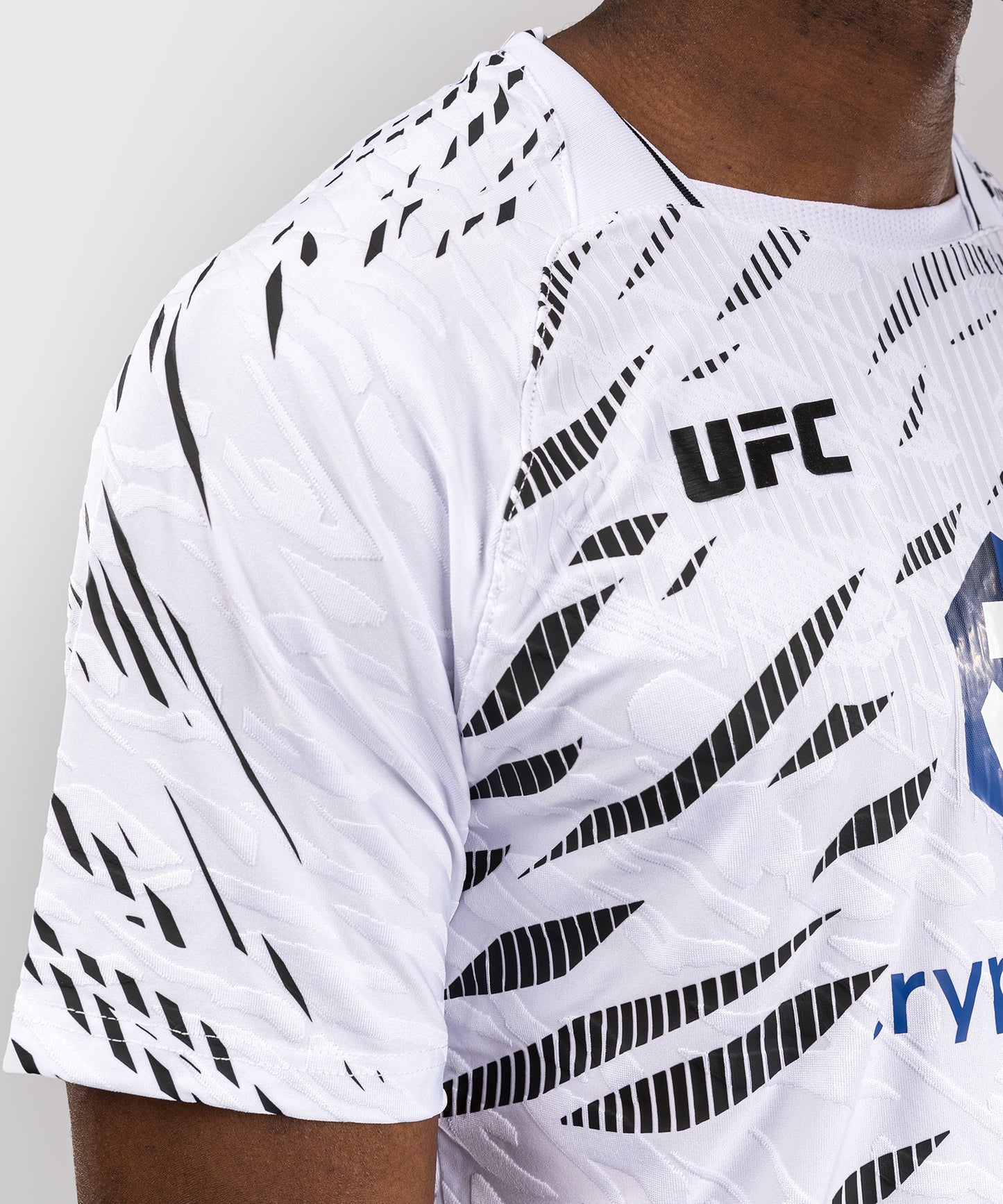 UFC Fusion by Venum Authentic Fight Night Dry-Tech T-Shirt für Männer - Weiß