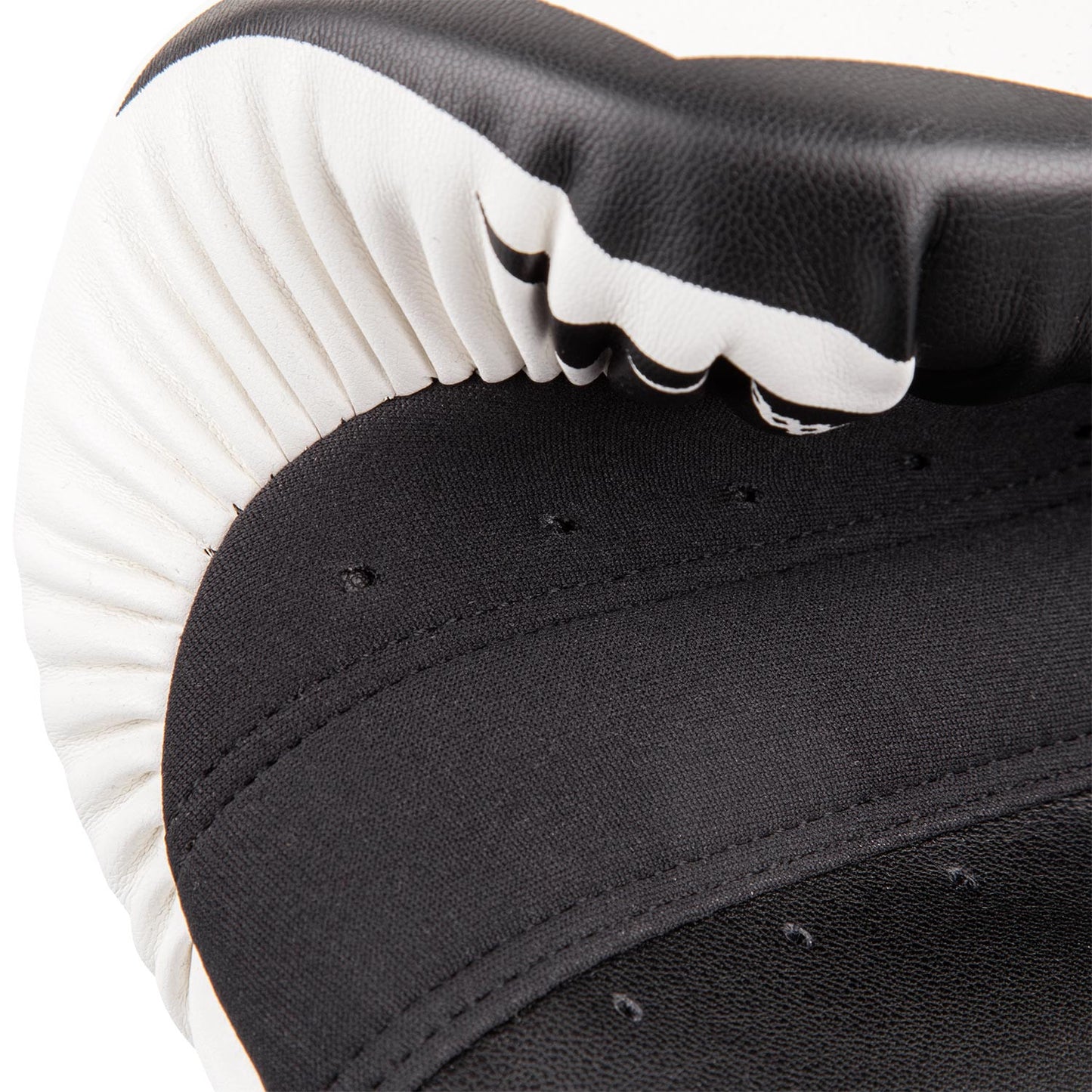 Gants de boxe Venum Challenger 3.0 – Blanc/Noir