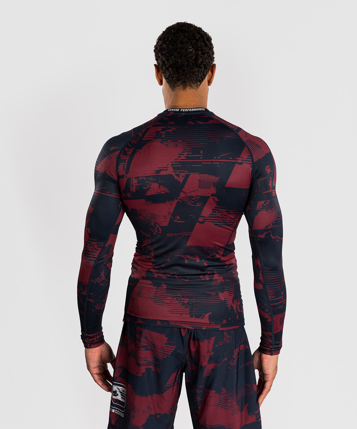 UFC Zenith by Venum Authentic Fight Week Rashguard de manga larga Performance Hombre - Azul marino/Burdeos/Plateado