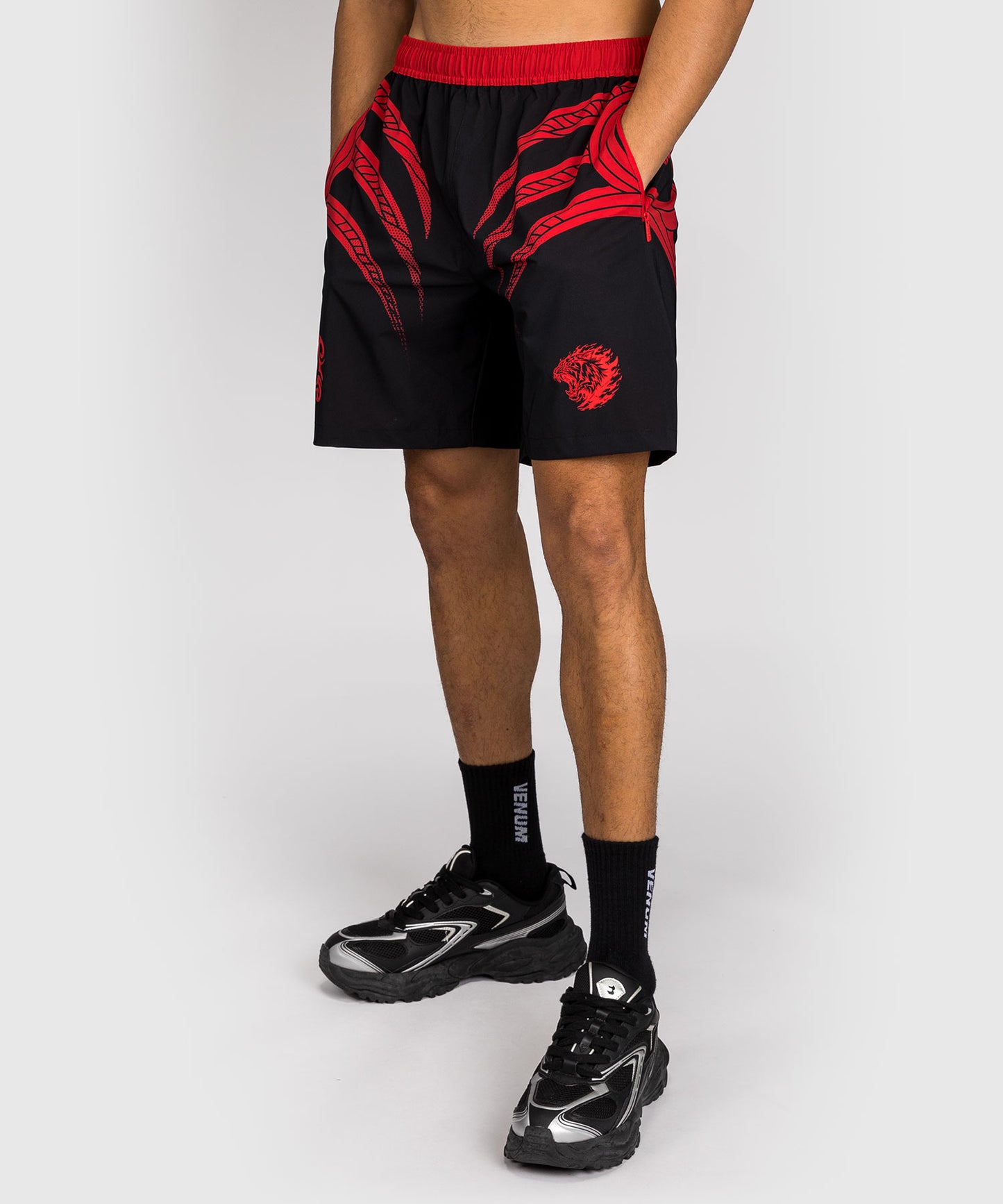 Venum x Mike Tyson Tiger Training Pantalones Cortos - Negro Profundo/Rojo Intenso