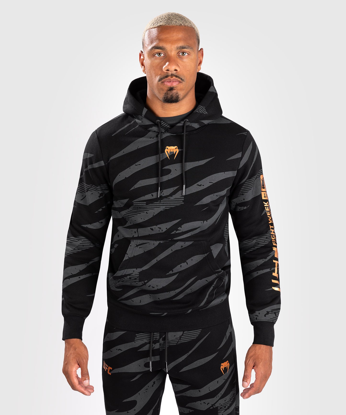 UFC Adrenaline by Venum Fight Week Felpa Con Cappuccio da Uomo - Urban Camo